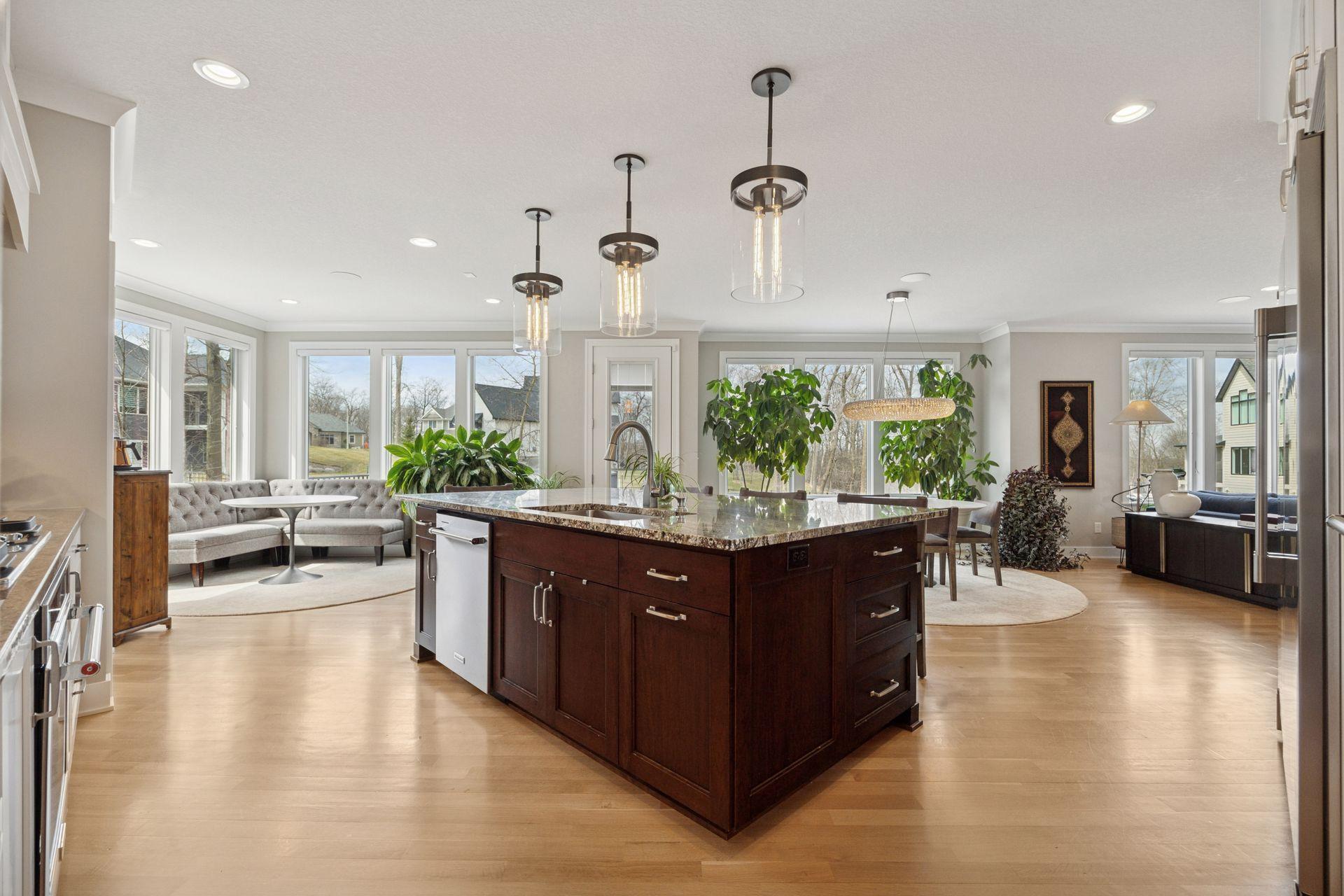 2989 Monarch Lane SW