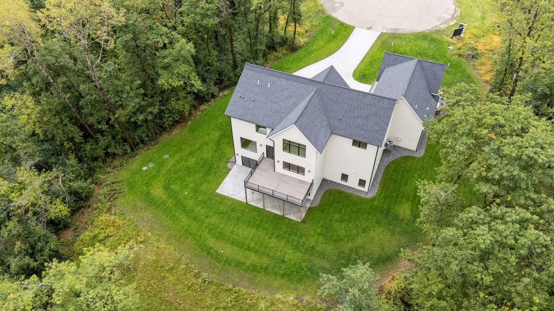 5010 Millie Road SW
