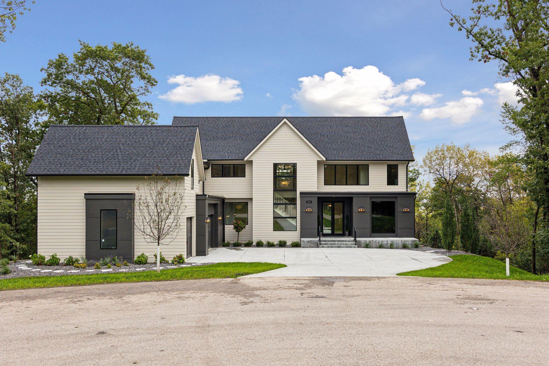 5010 Millie Road SW