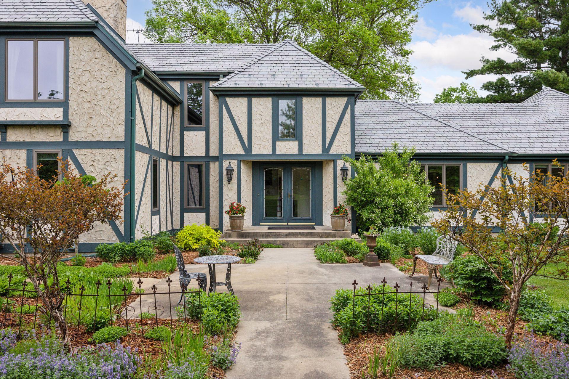 5510 Heather Drive SW