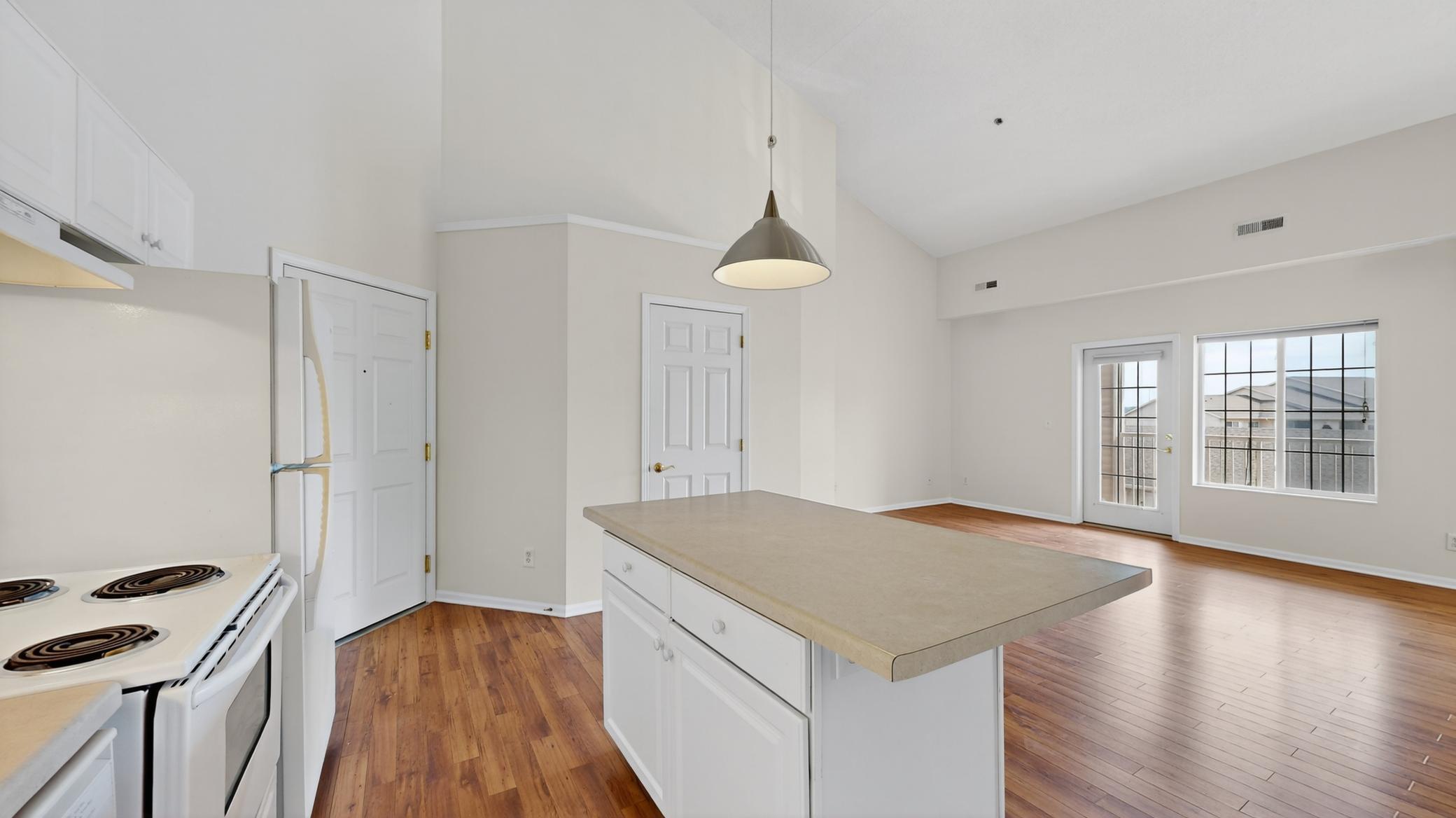 861 37th Avenue NW Unit: C