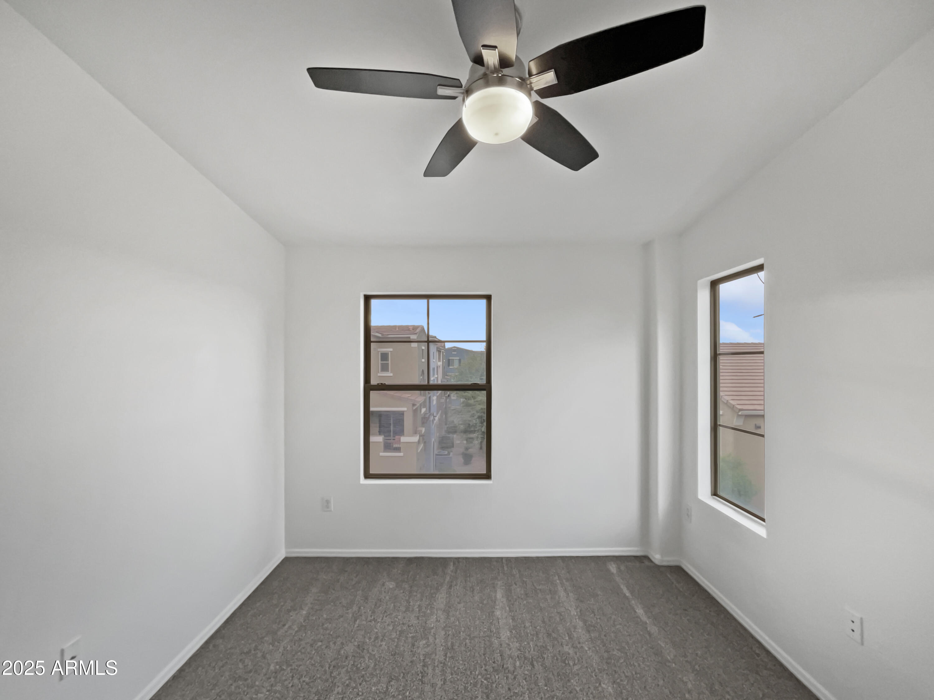 2401 E RIO SALADO Parkway, 1038