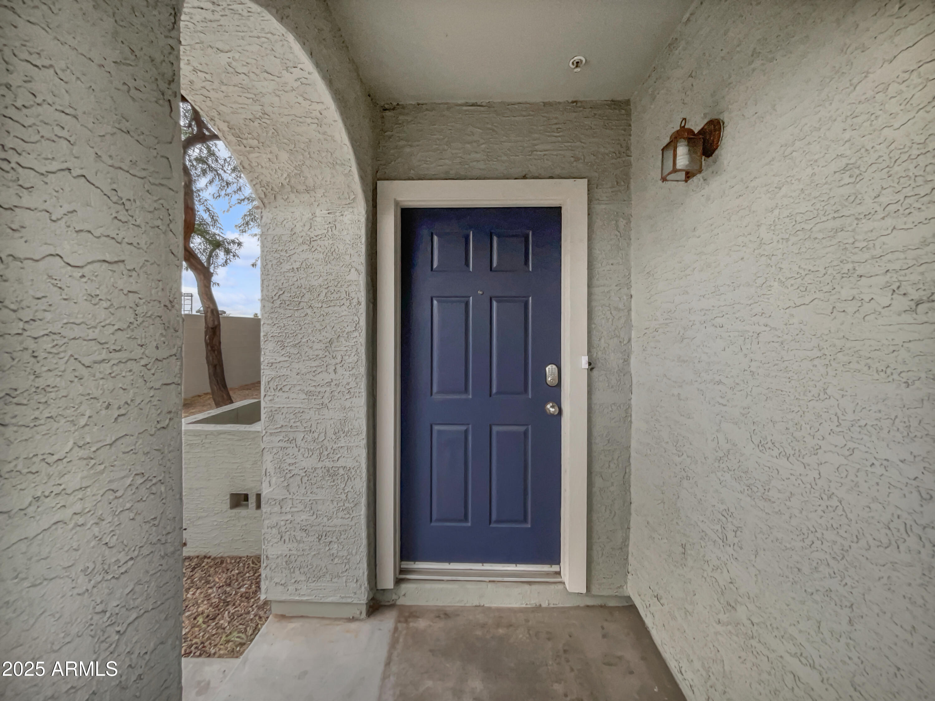 2401 E RIO SALADO Parkway, 1038