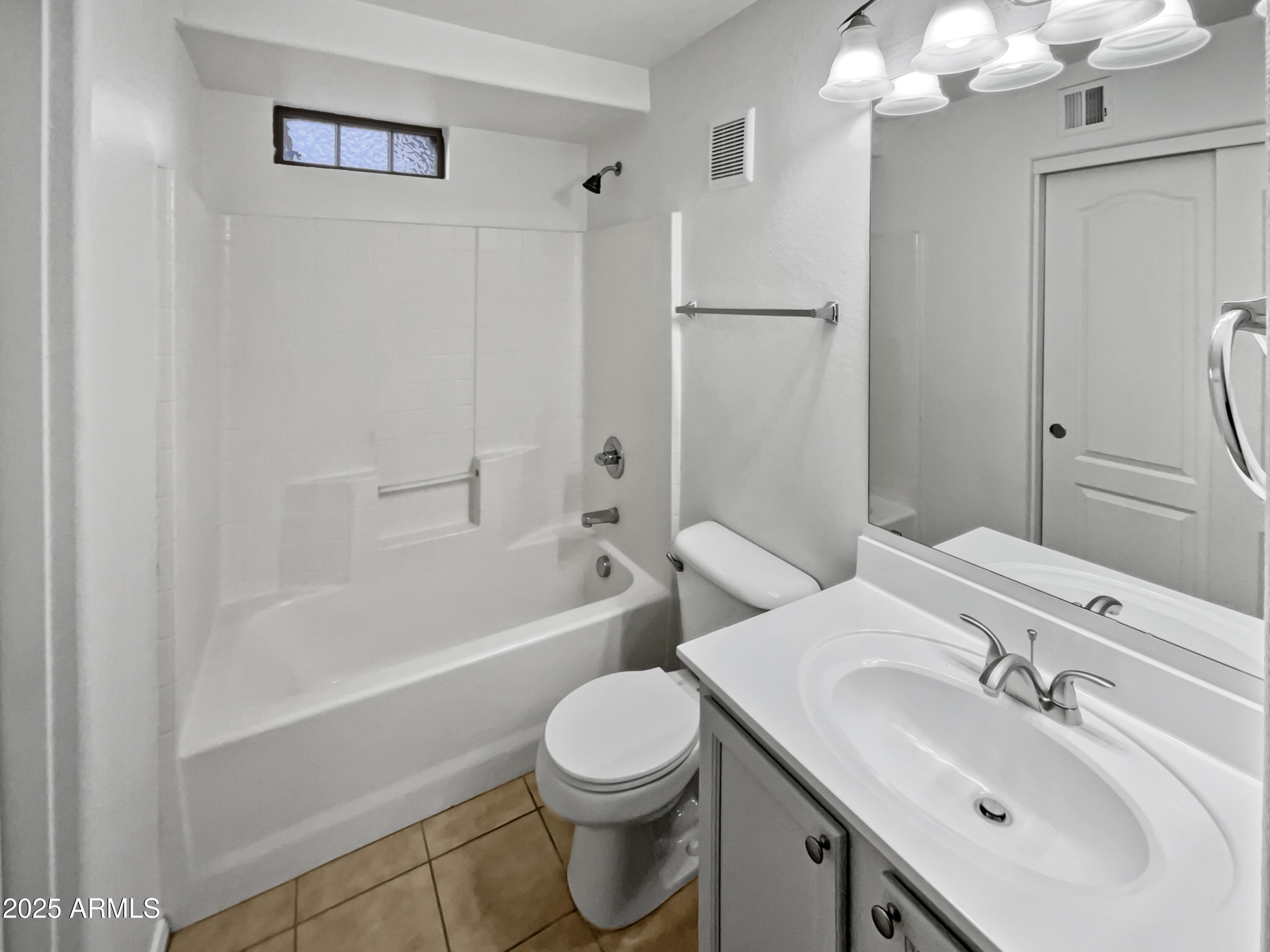 2401 E RIO SALADO Parkway, 1038