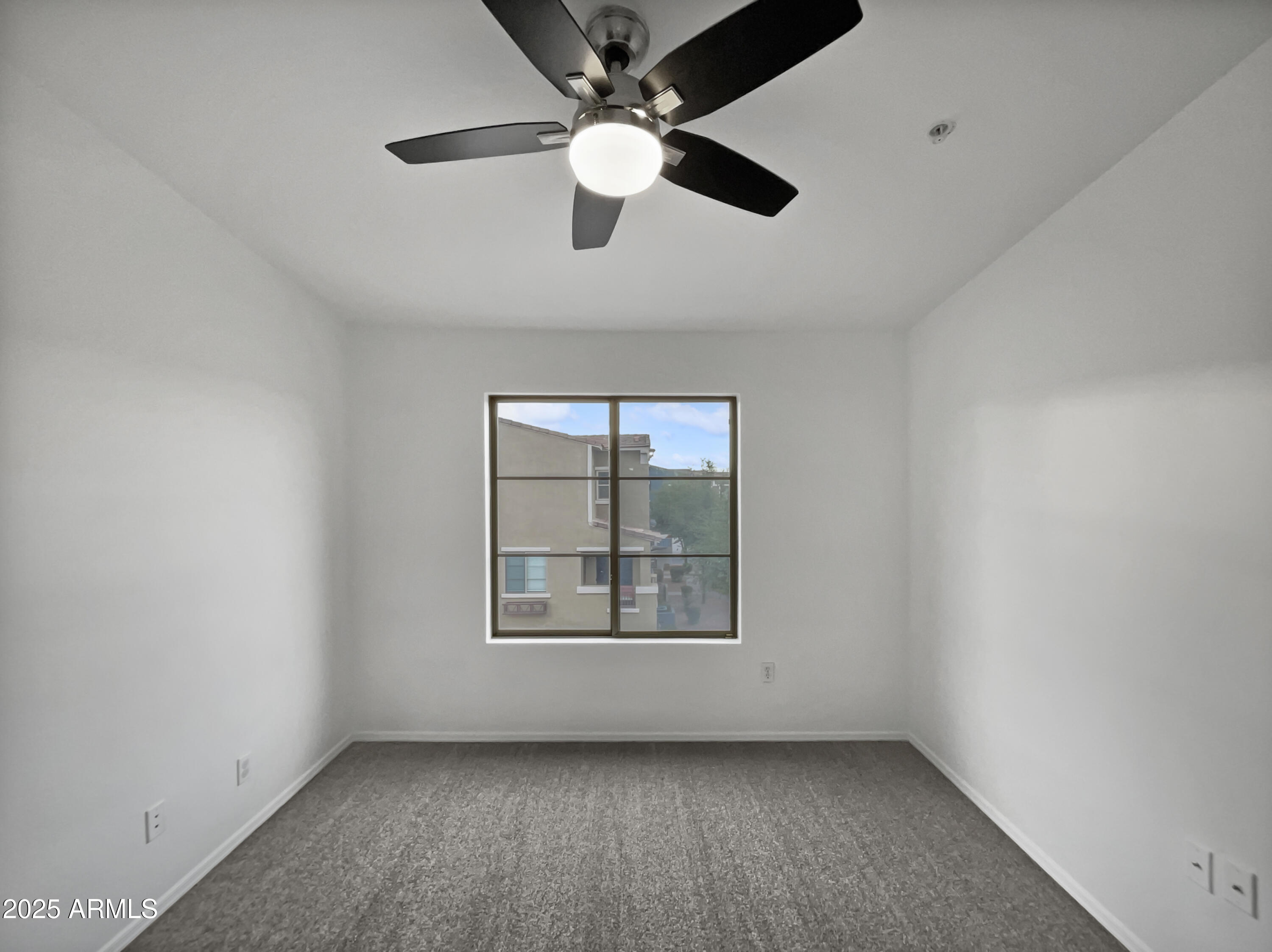 2401 E RIO SALADO Parkway, 1038