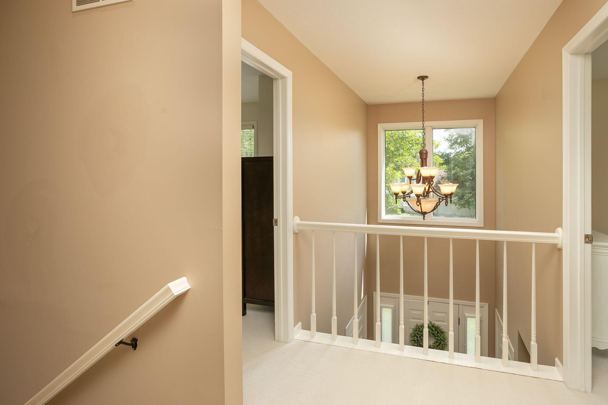 810 Foxcroft Circle SW