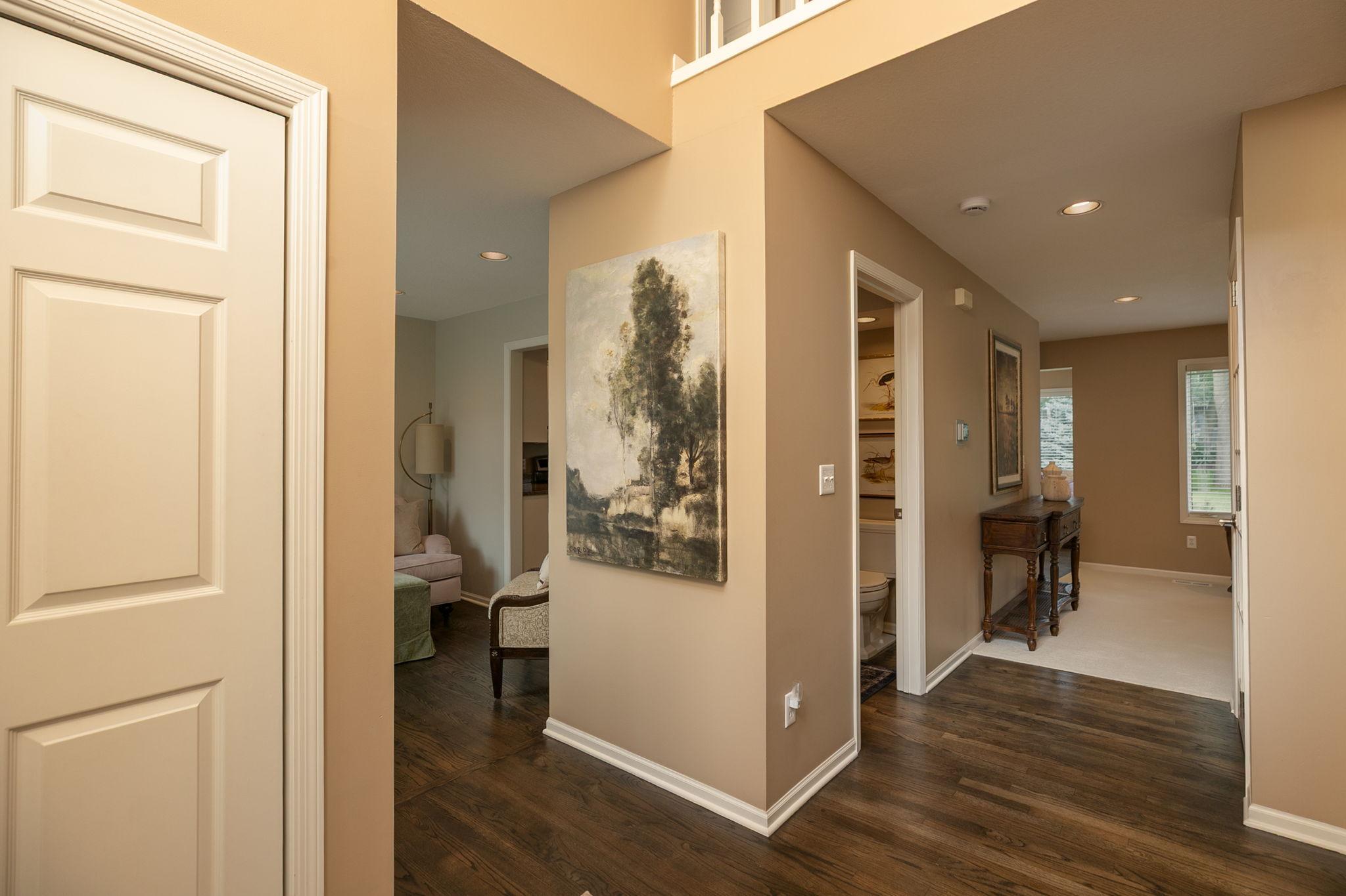 810 Foxcroft Circle SW