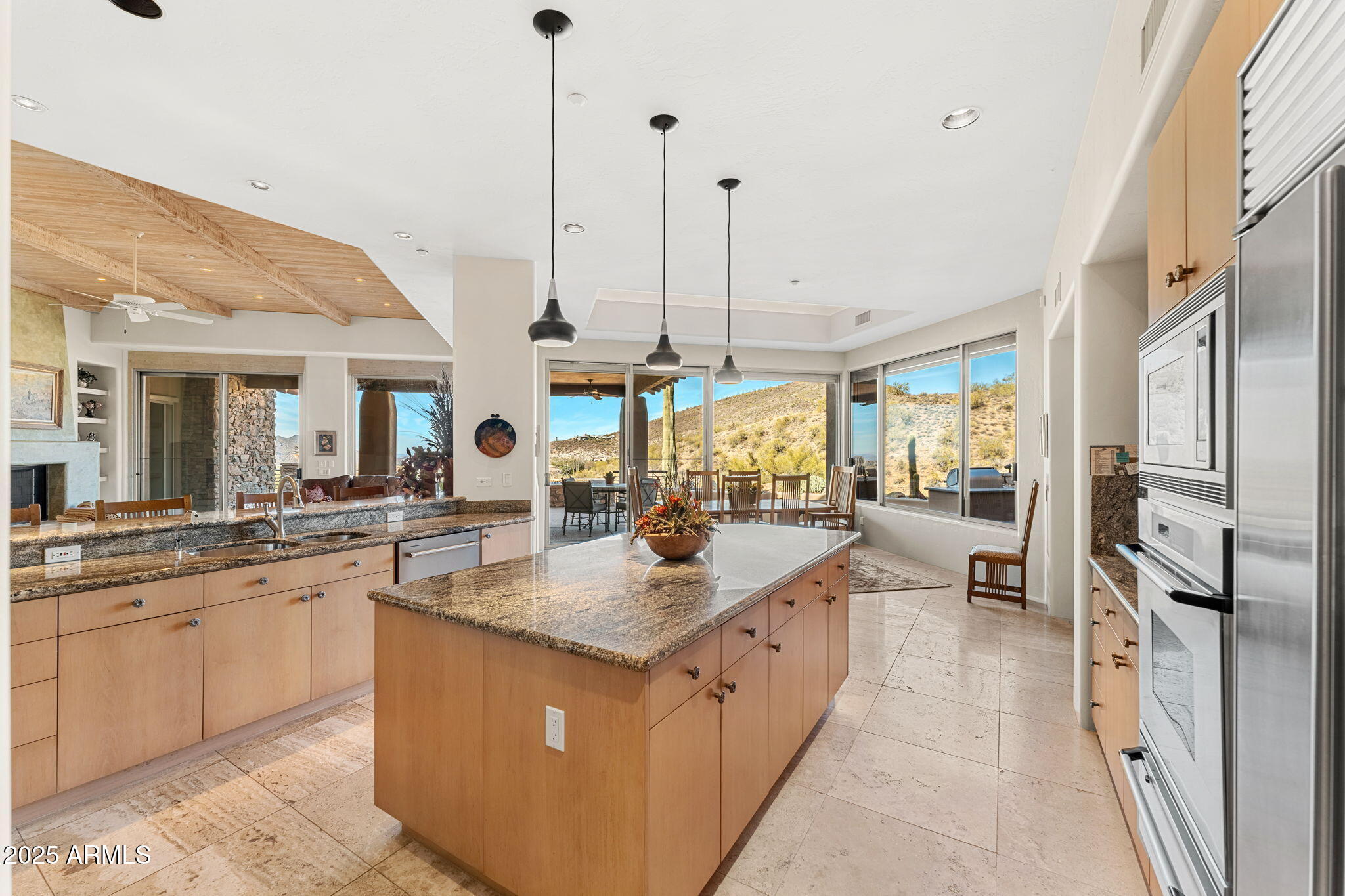 9904 E LOOKOUT MOUNTAIN Drive