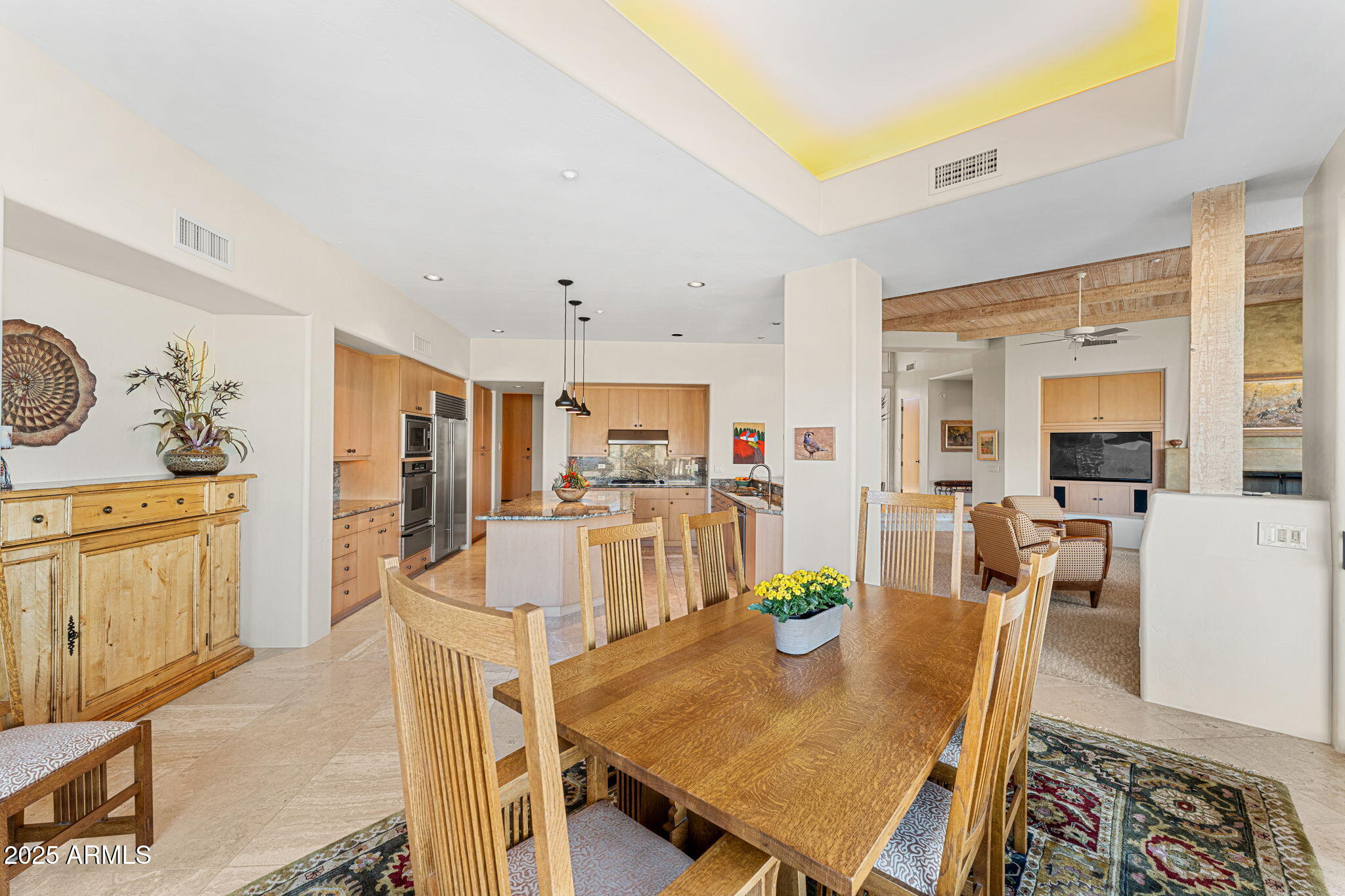 9904 E LOOKOUT MOUNTAIN Drive