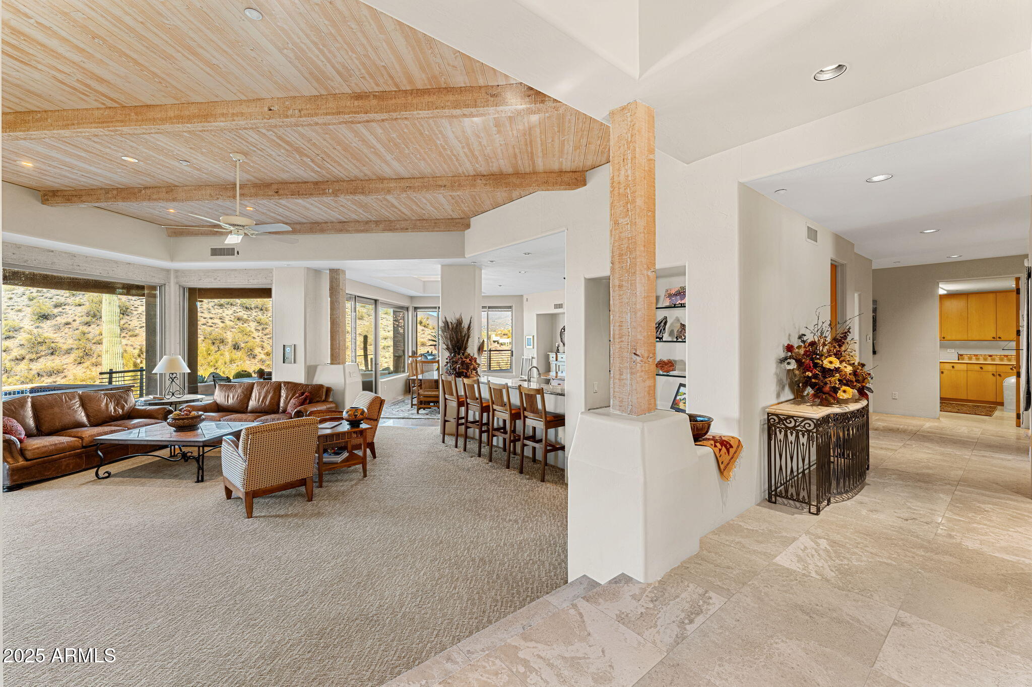 9904 E LOOKOUT MOUNTAIN Drive