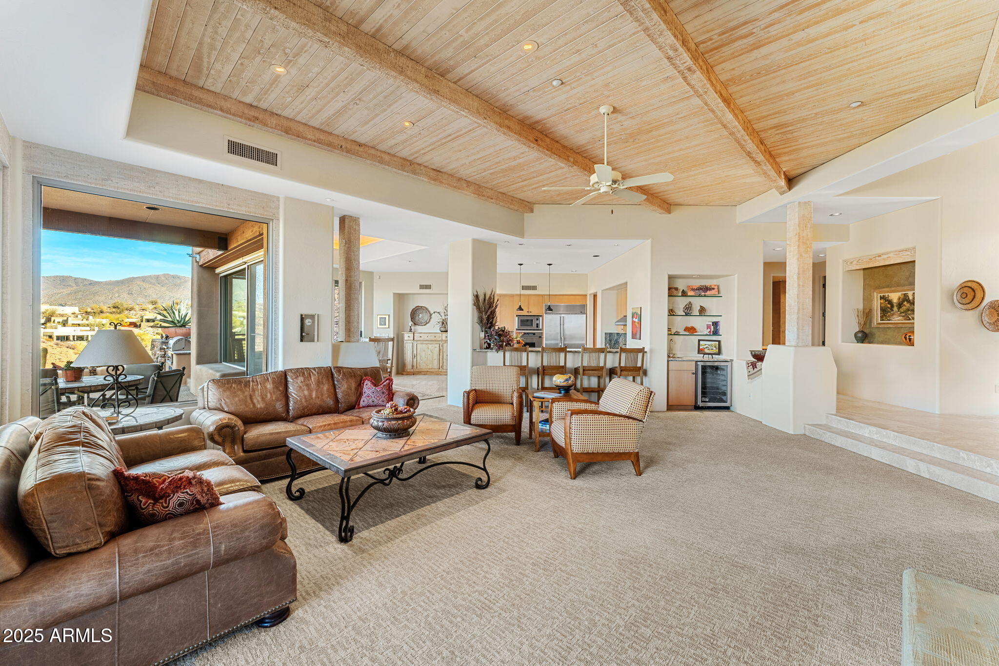 9904 E LOOKOUT MOUNTAIN Drive