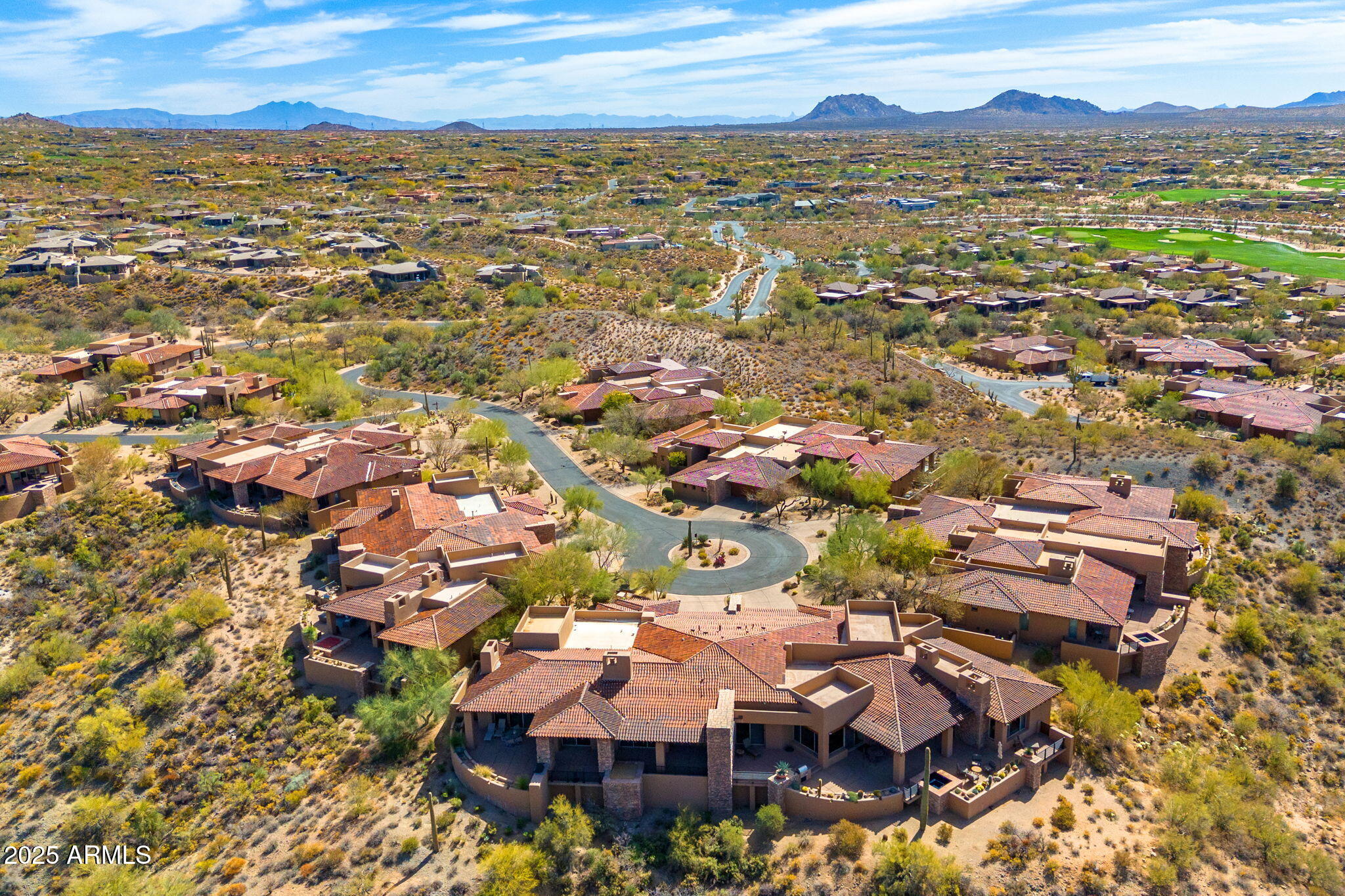 9904 E LOOKOUT MOUNTAIN Drive