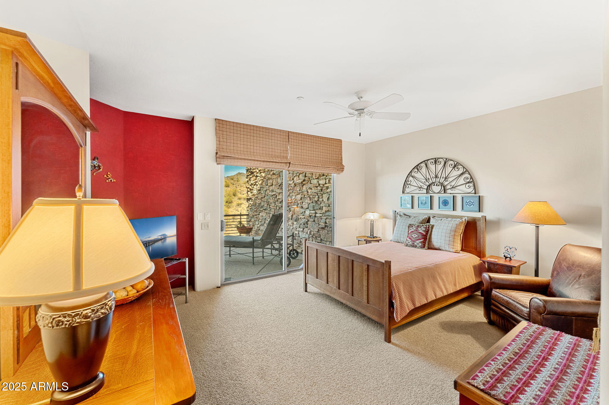 9904 E LOOKOUT MOUNTAIN Drive