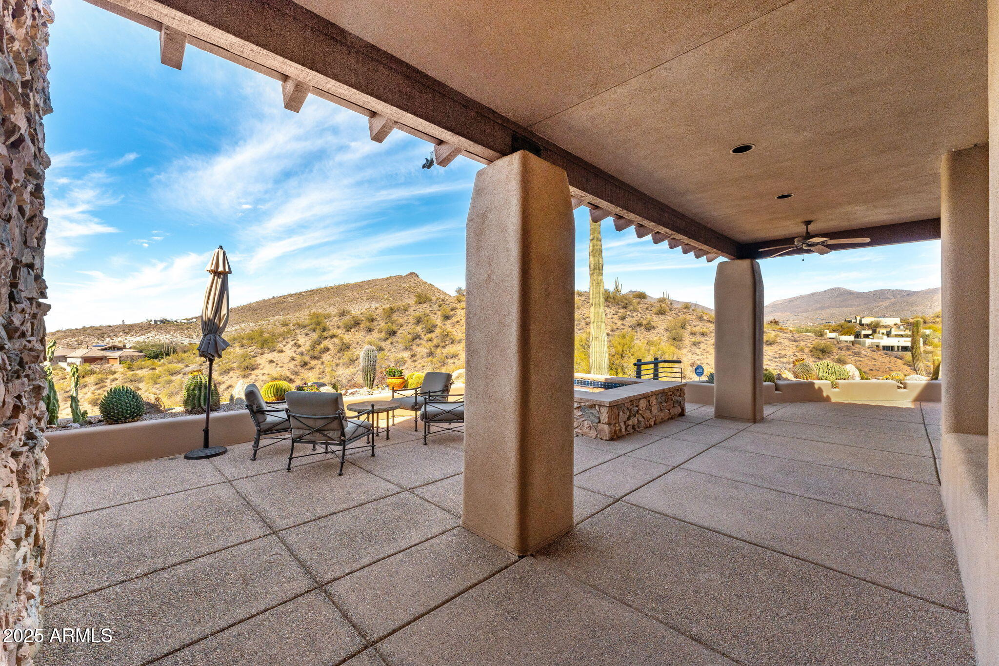 9904 E LOOKOUT MOUNTAIN Drive
