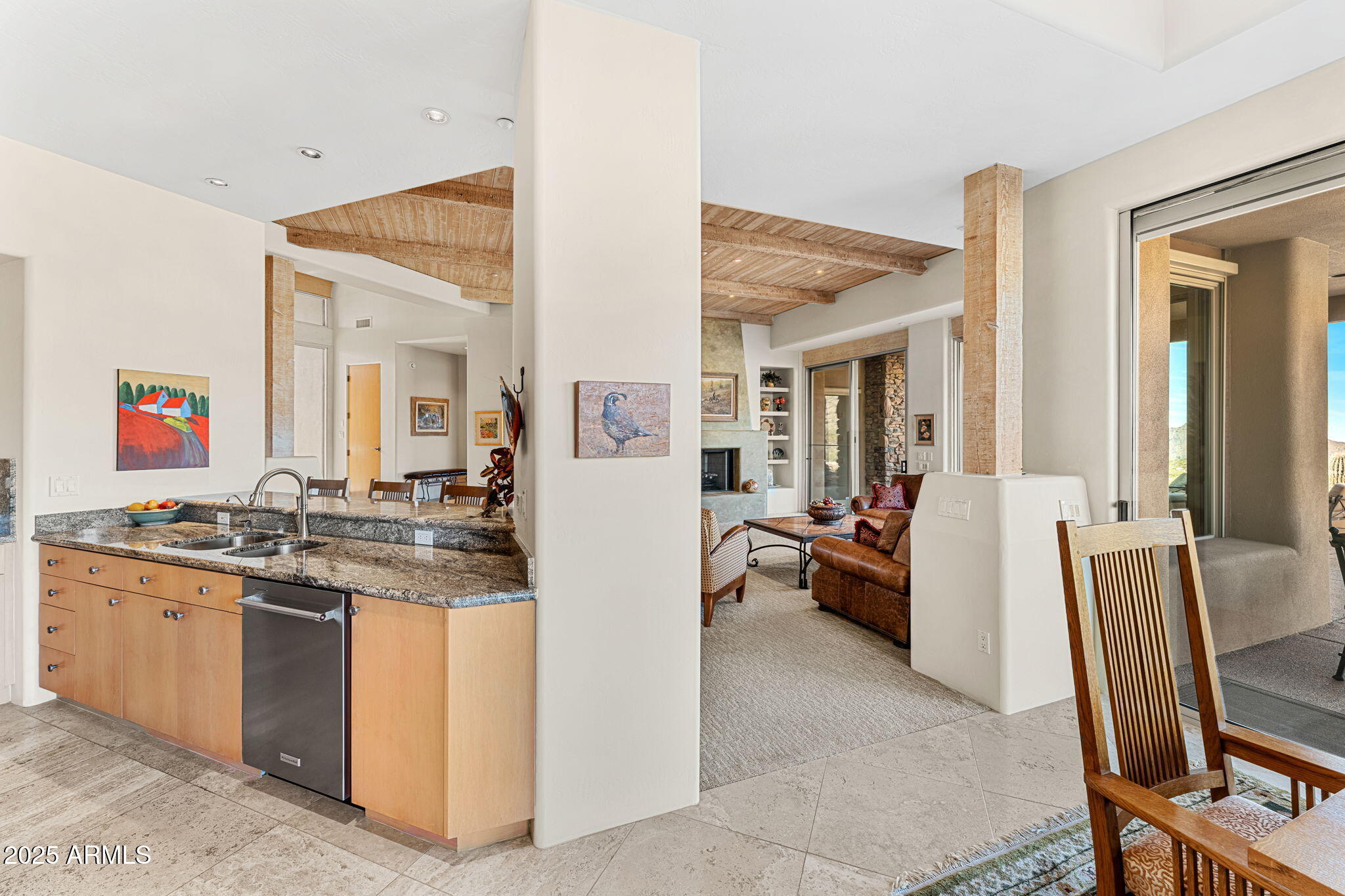 9904 E LOOKOUT MOUNTAIN Drive