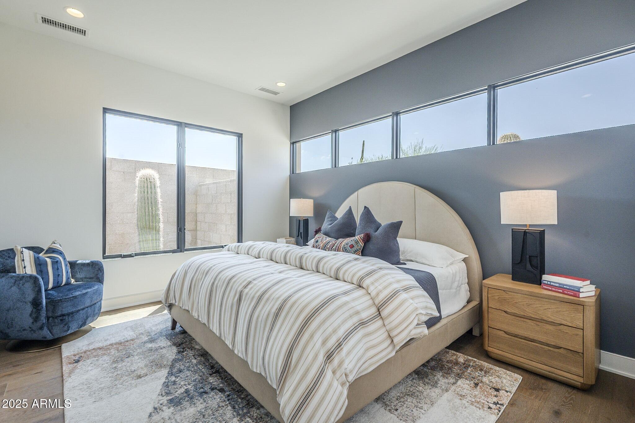 37200 N CAVE CREEK Road, 1013