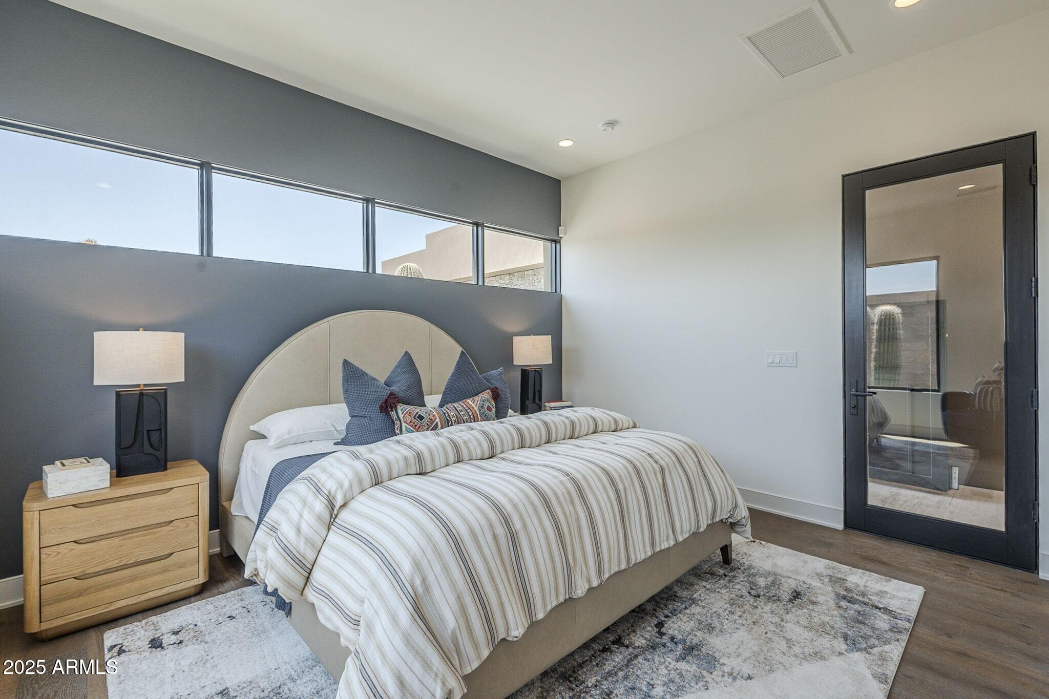 37200 N CAVE CREEK Road, 1013