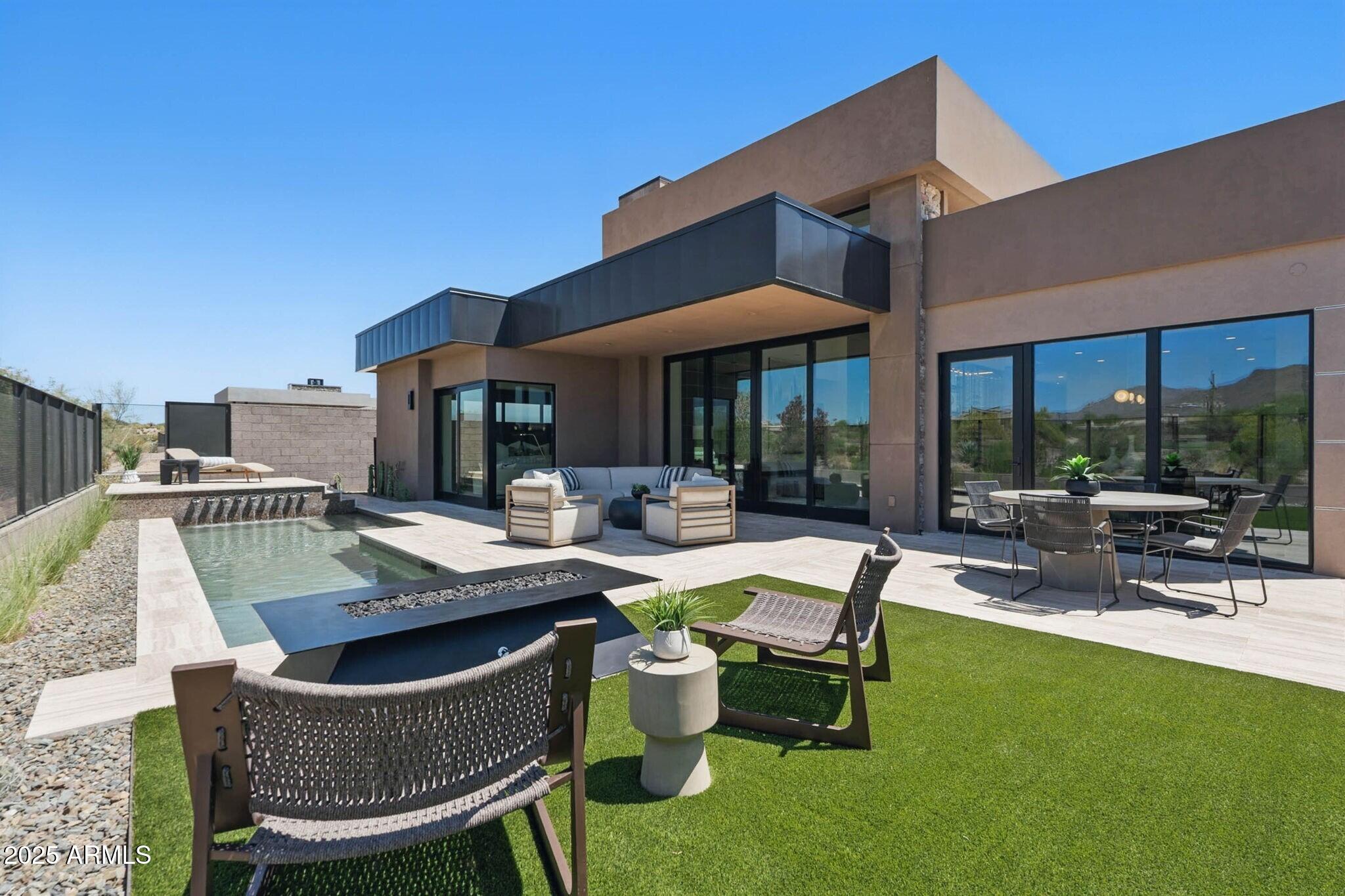 37200 N CAVE CREEK Road, 1013