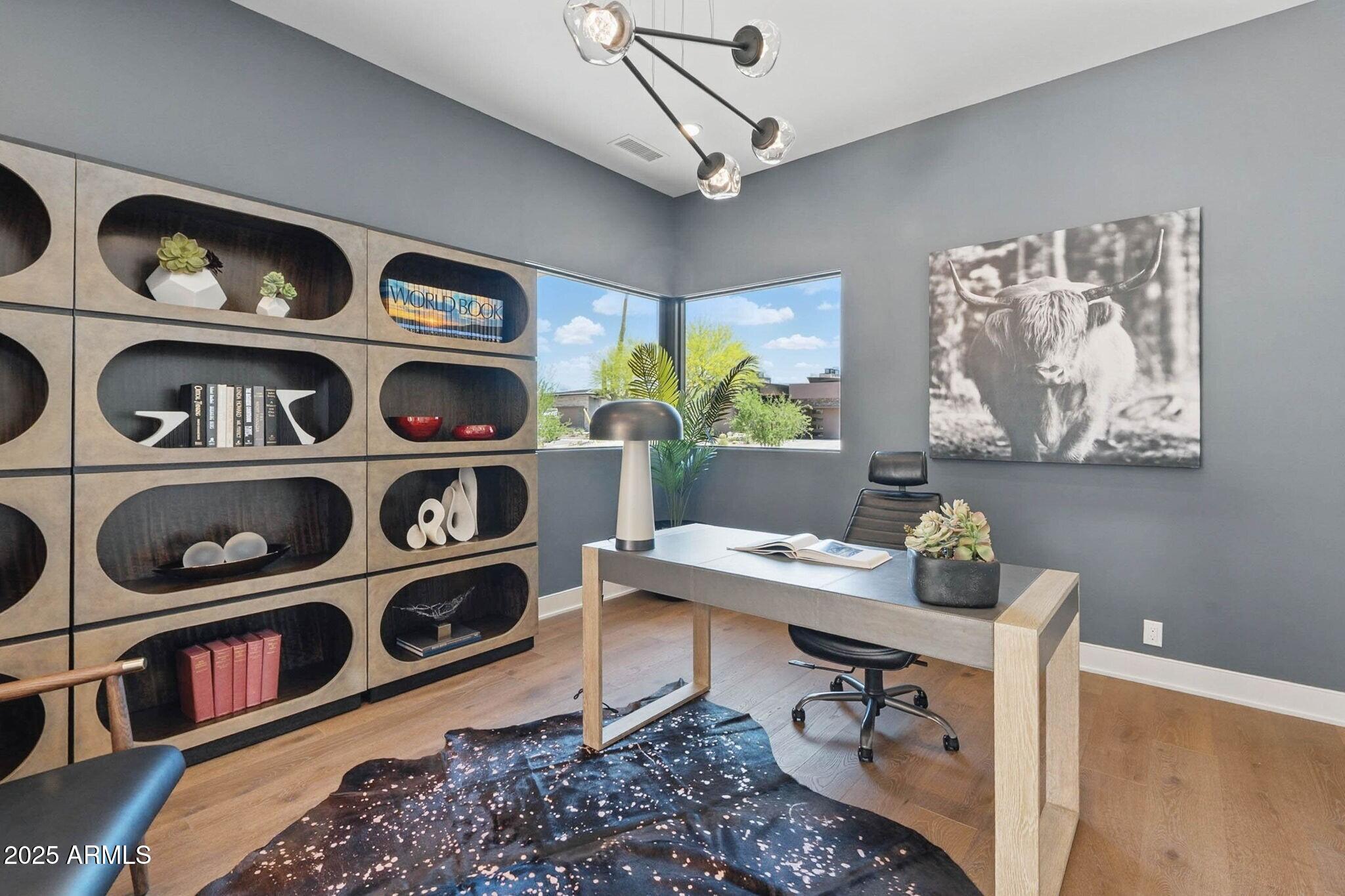 37200 N CAVE CREEK Road, 1013