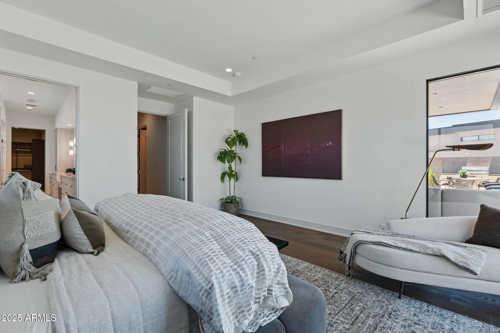 37200 N CAVE CREEK Road, 1013