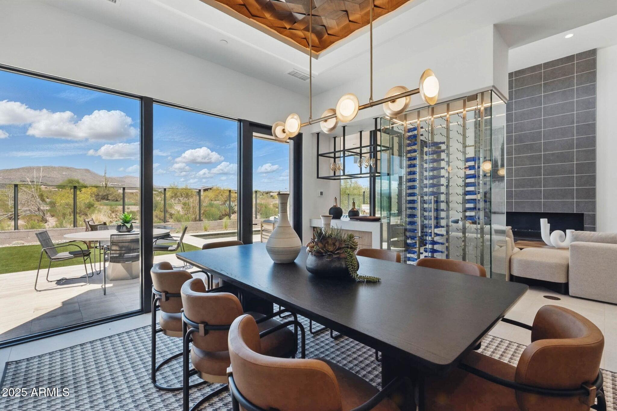 37200 N CAVE CREEK Road, 1013