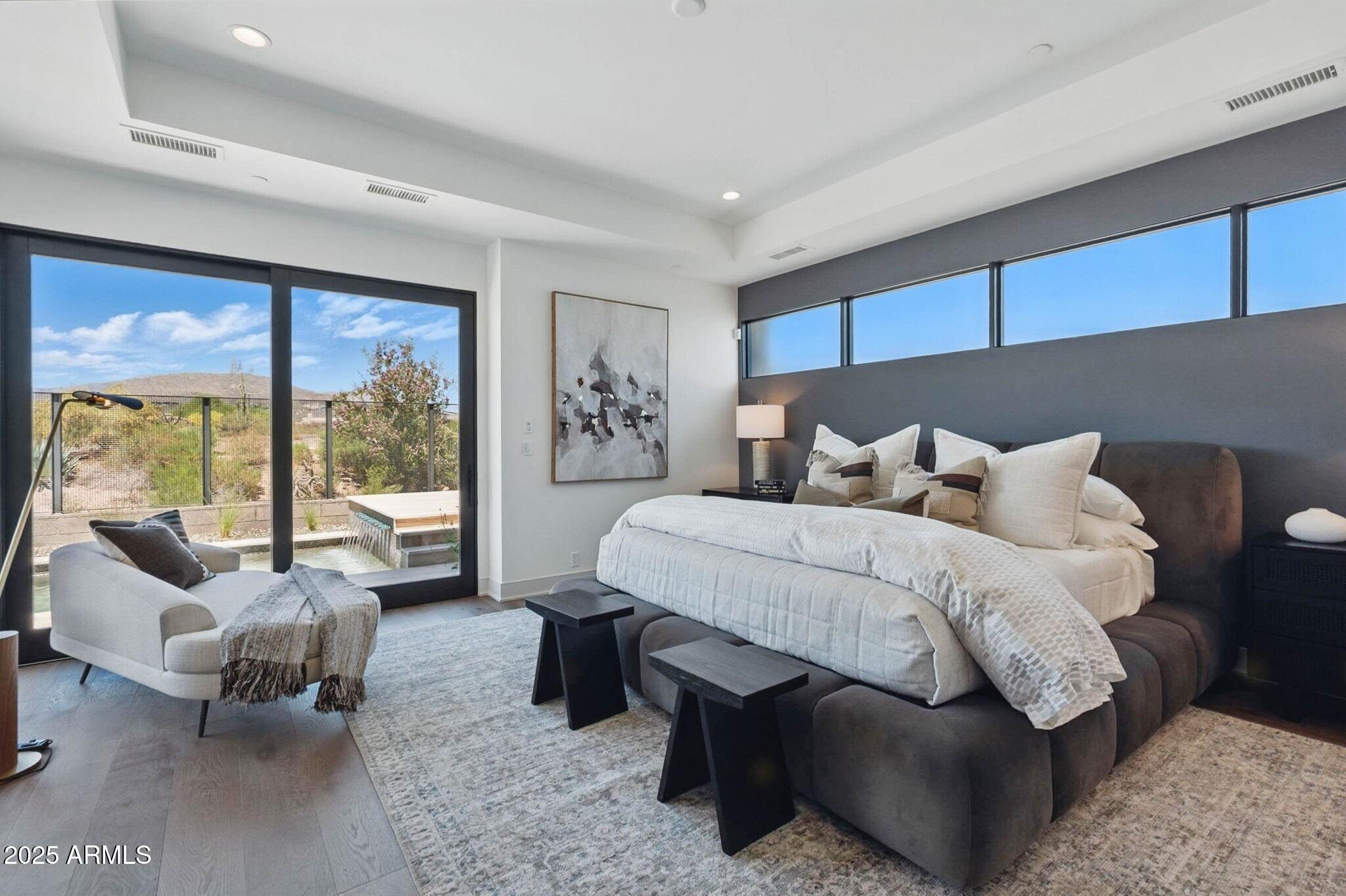 37200 N CAVE CREEK Road, 1013