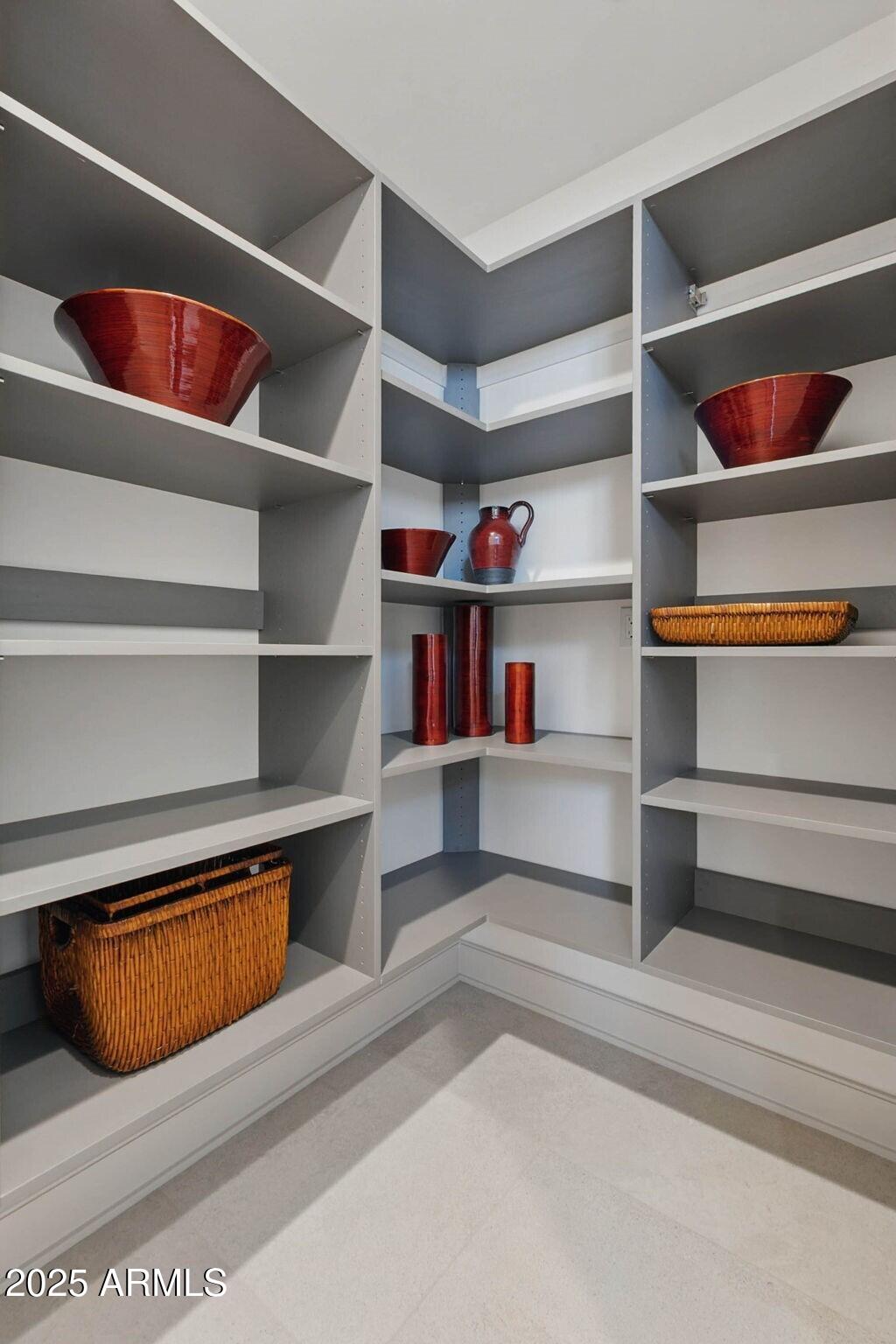 37200 N CAVE CREEK Road, 1013