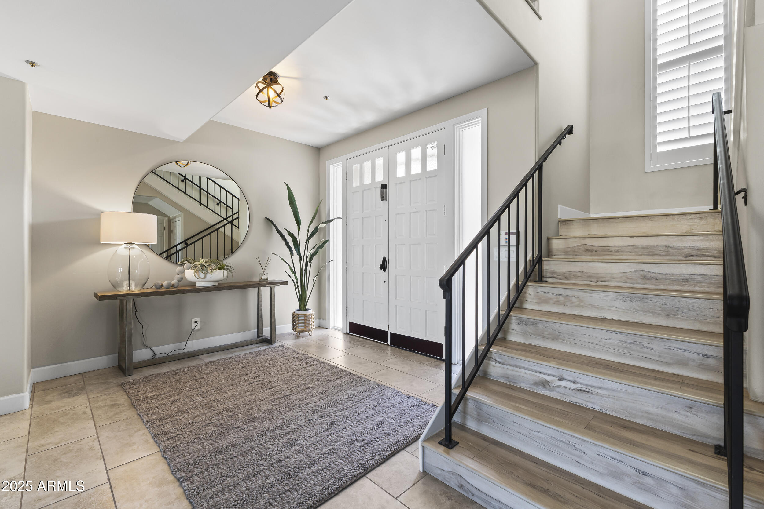 8100 E CAMELBACK Road, 143