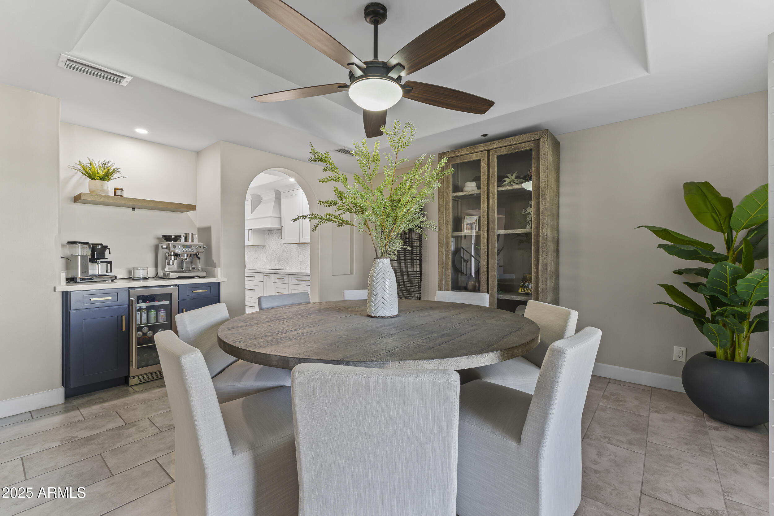 8100 E CAMELBACK Road, 143