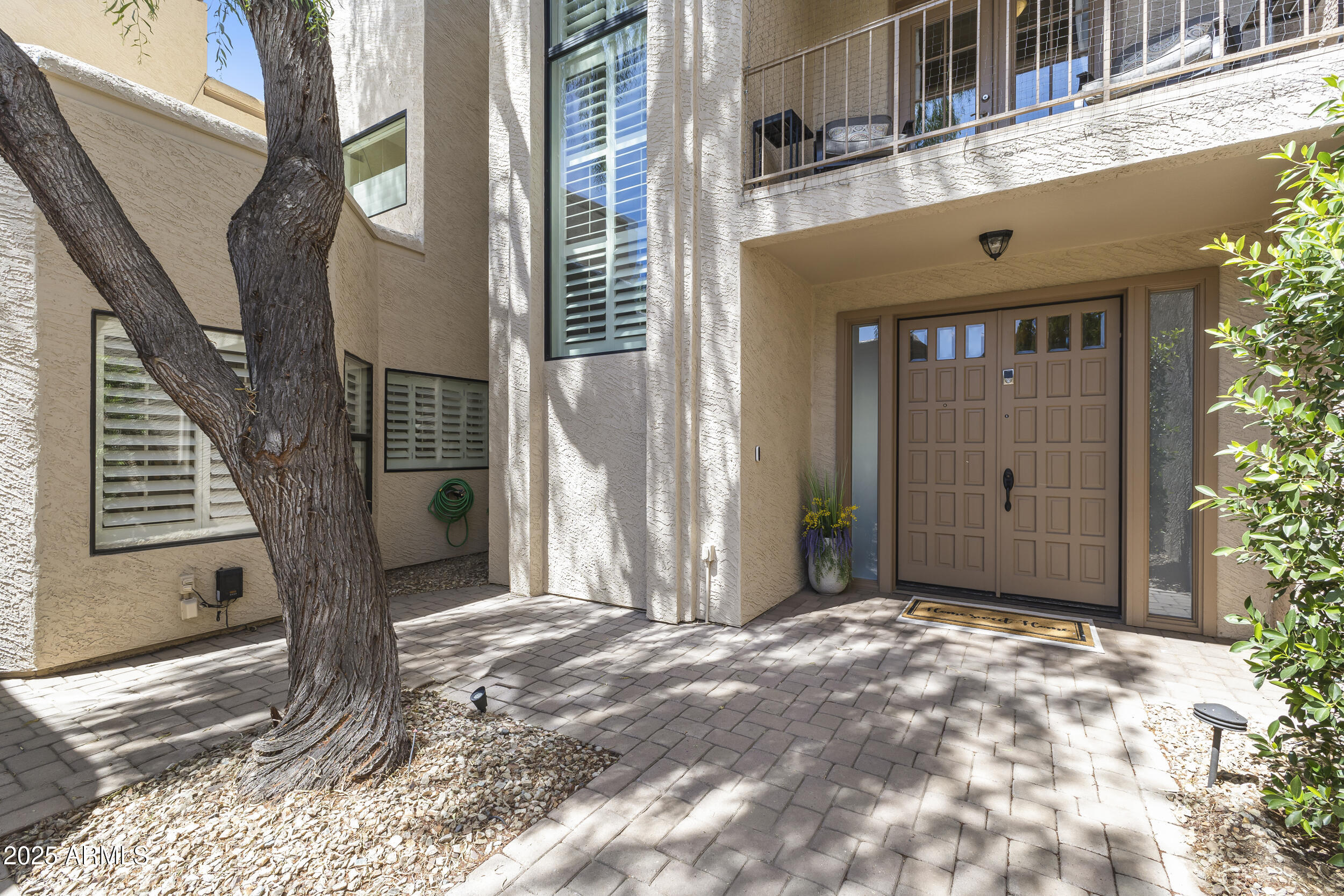 8100 E CAMELBACK Road, 143