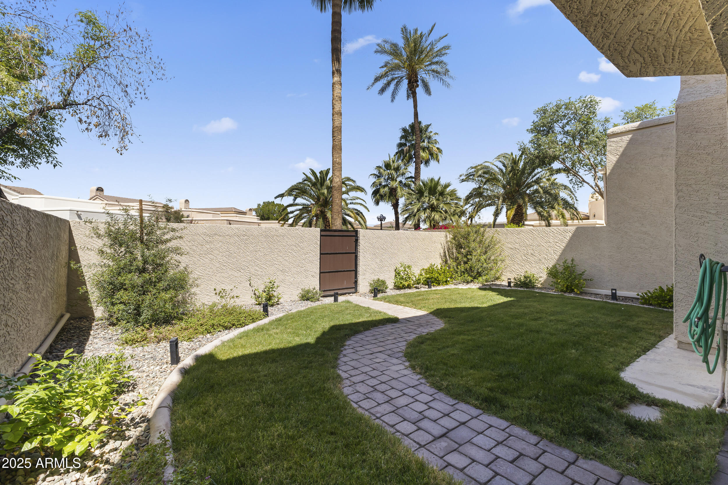 8100 E CAMELBACK Road, 143