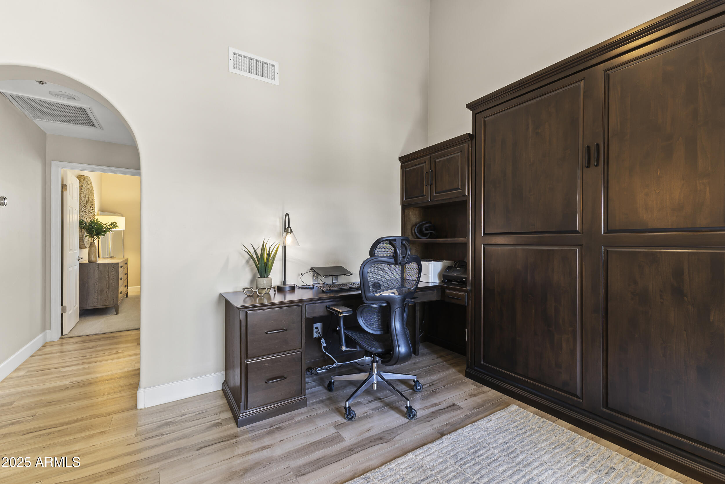 8100 E CAMELBACK Road, 143