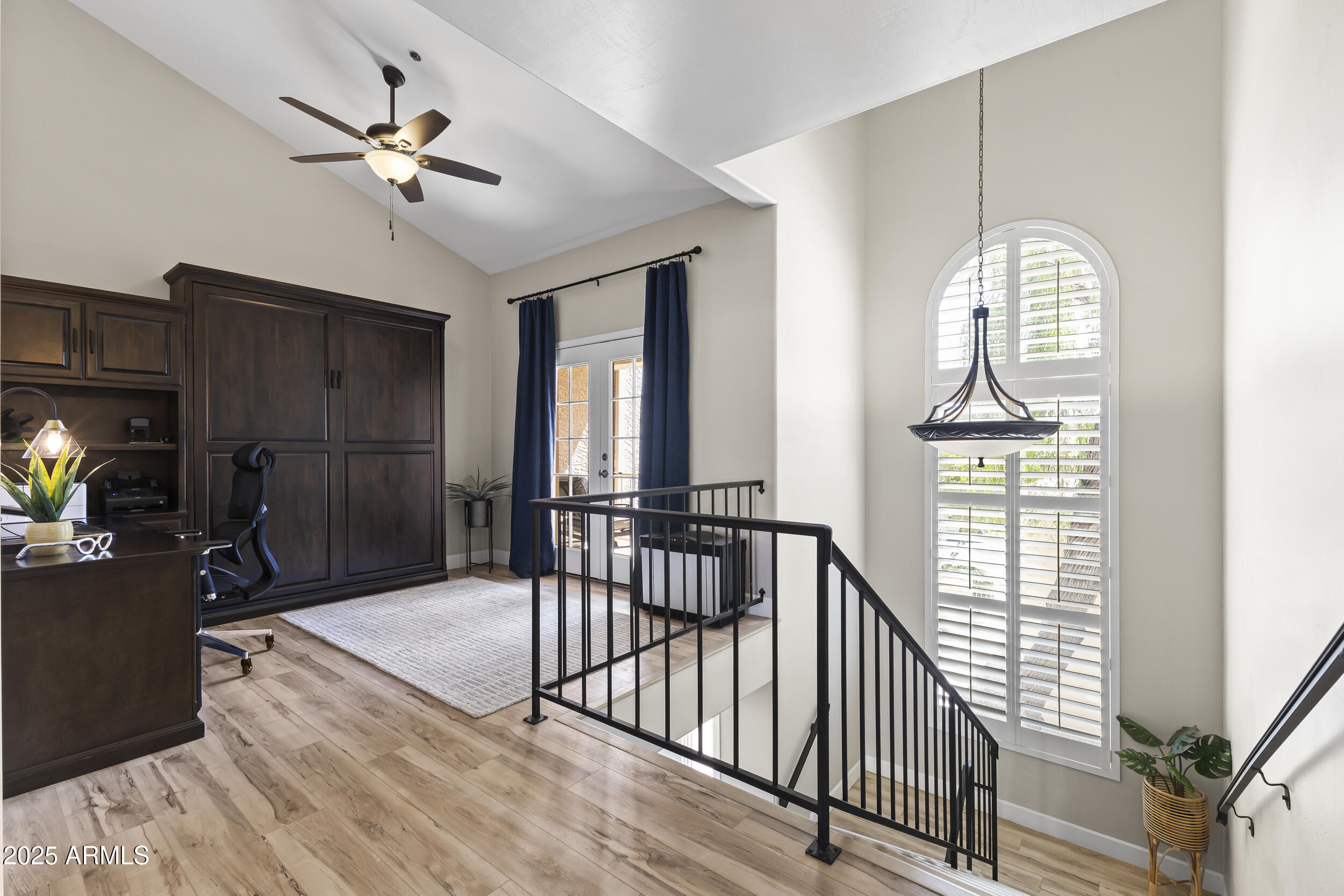 8100 E CAMELBACK Road, 143