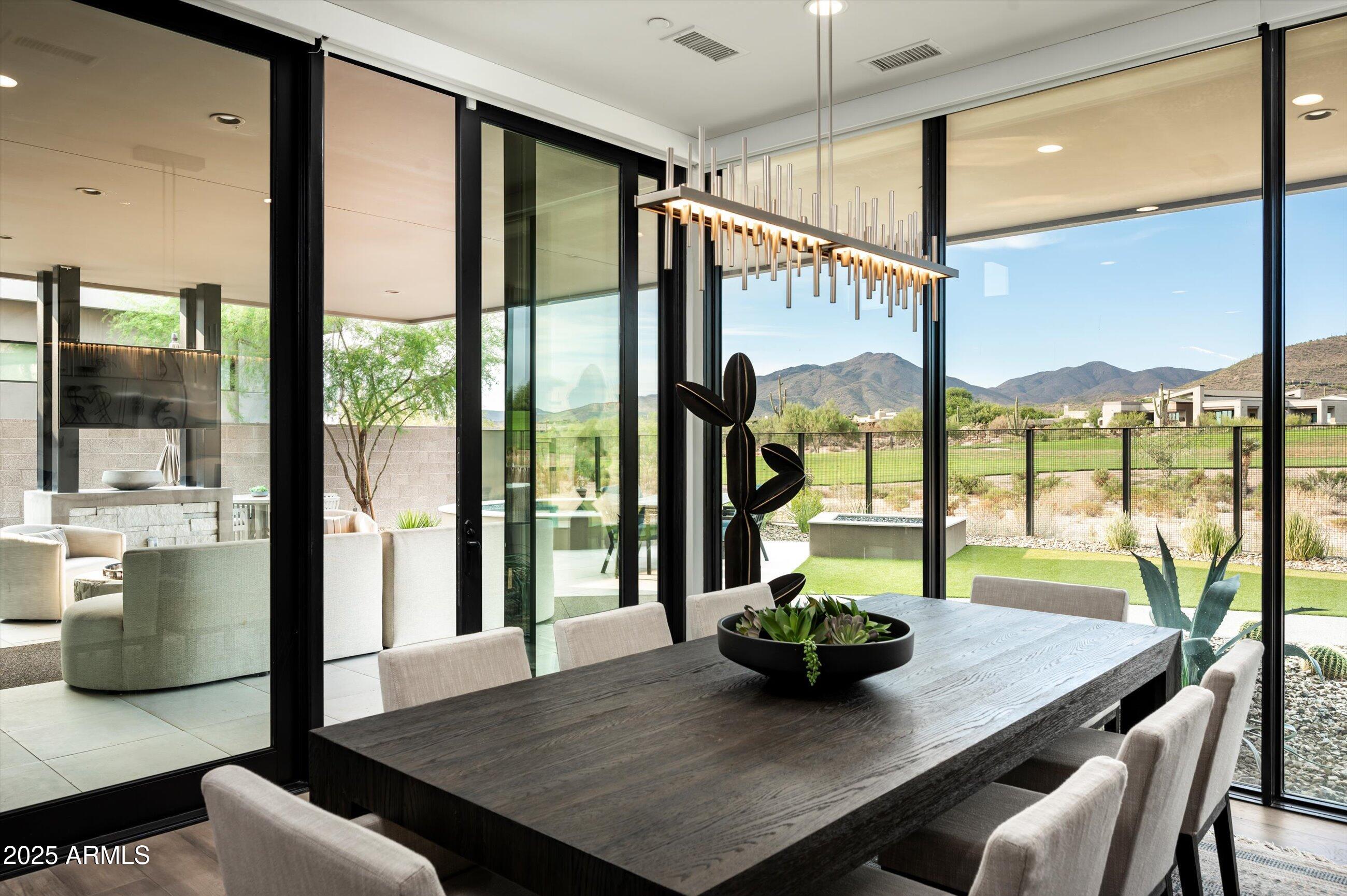 37200 N CAVE CREEK Road 1009