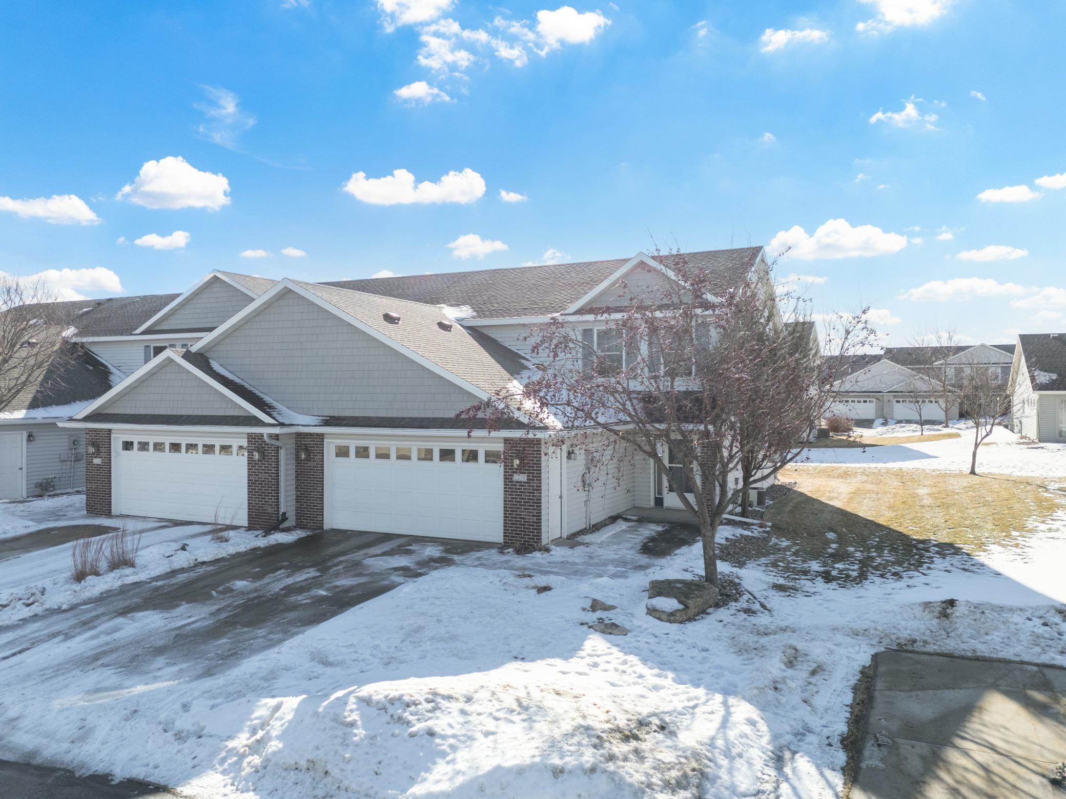 2110 Red Tail Place SE