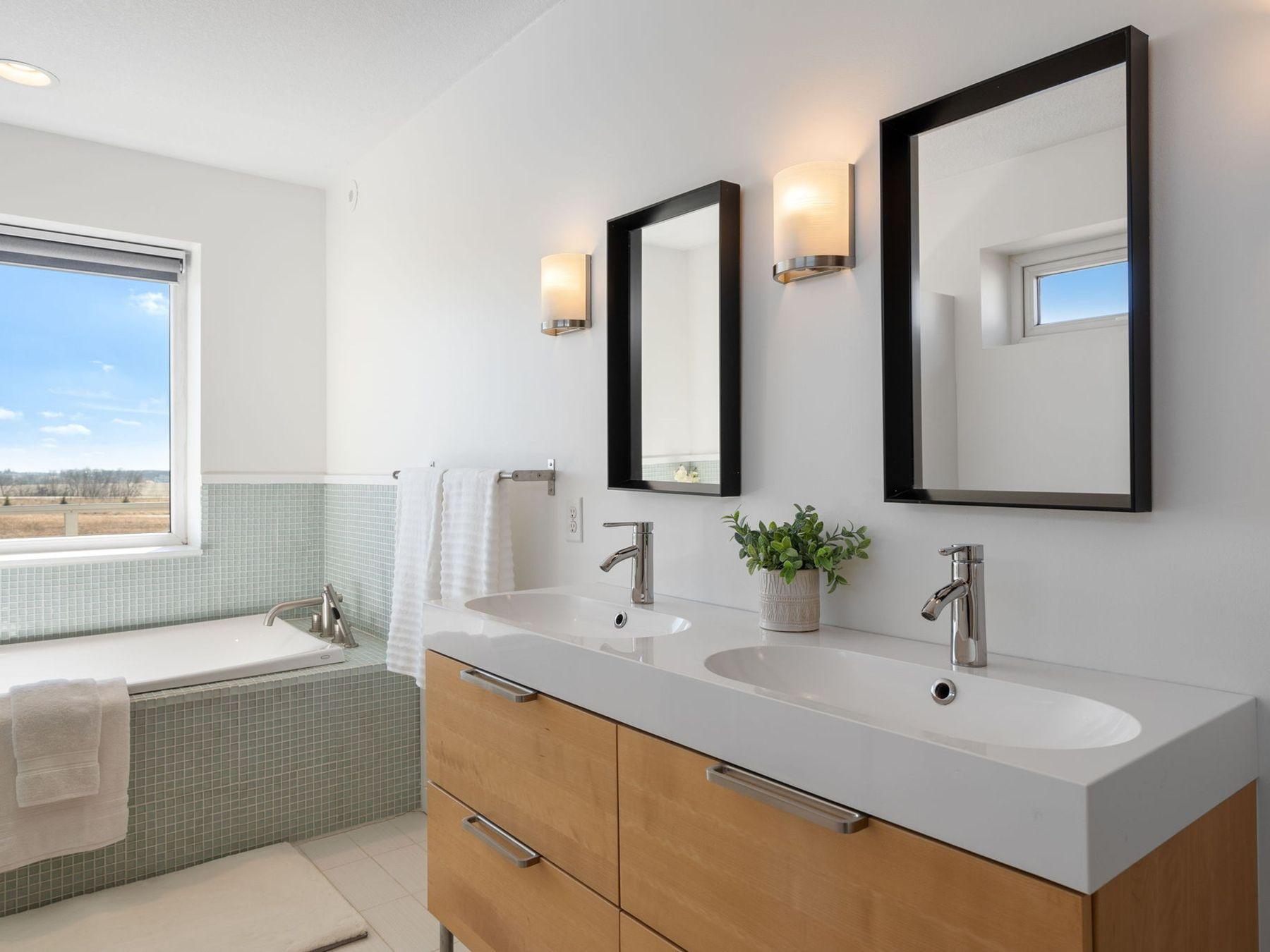 2734 Galena Place SW