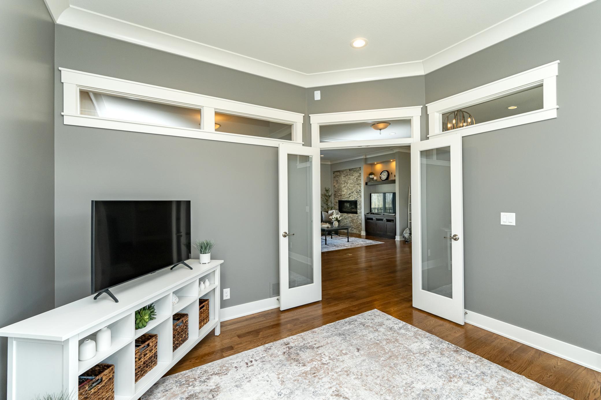 3039 Lady Slipper Lane SW