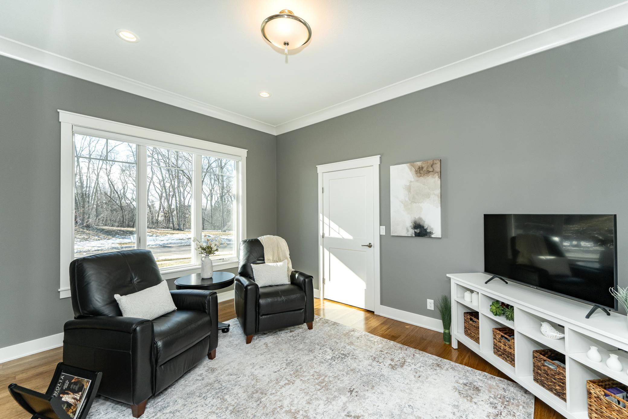 3039 Lady Slipper Lane SW