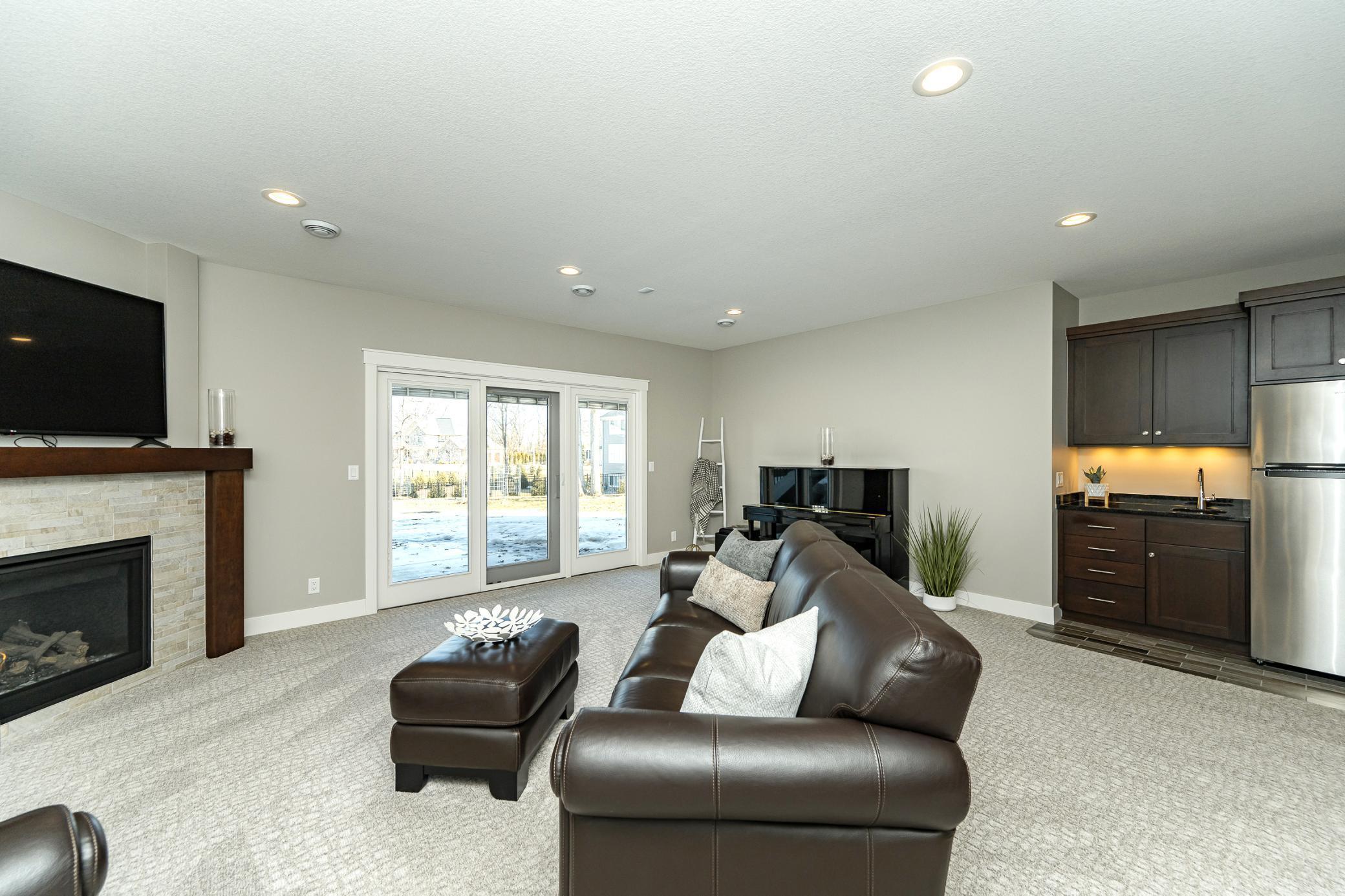 3039 Lady Slipper Lane SW