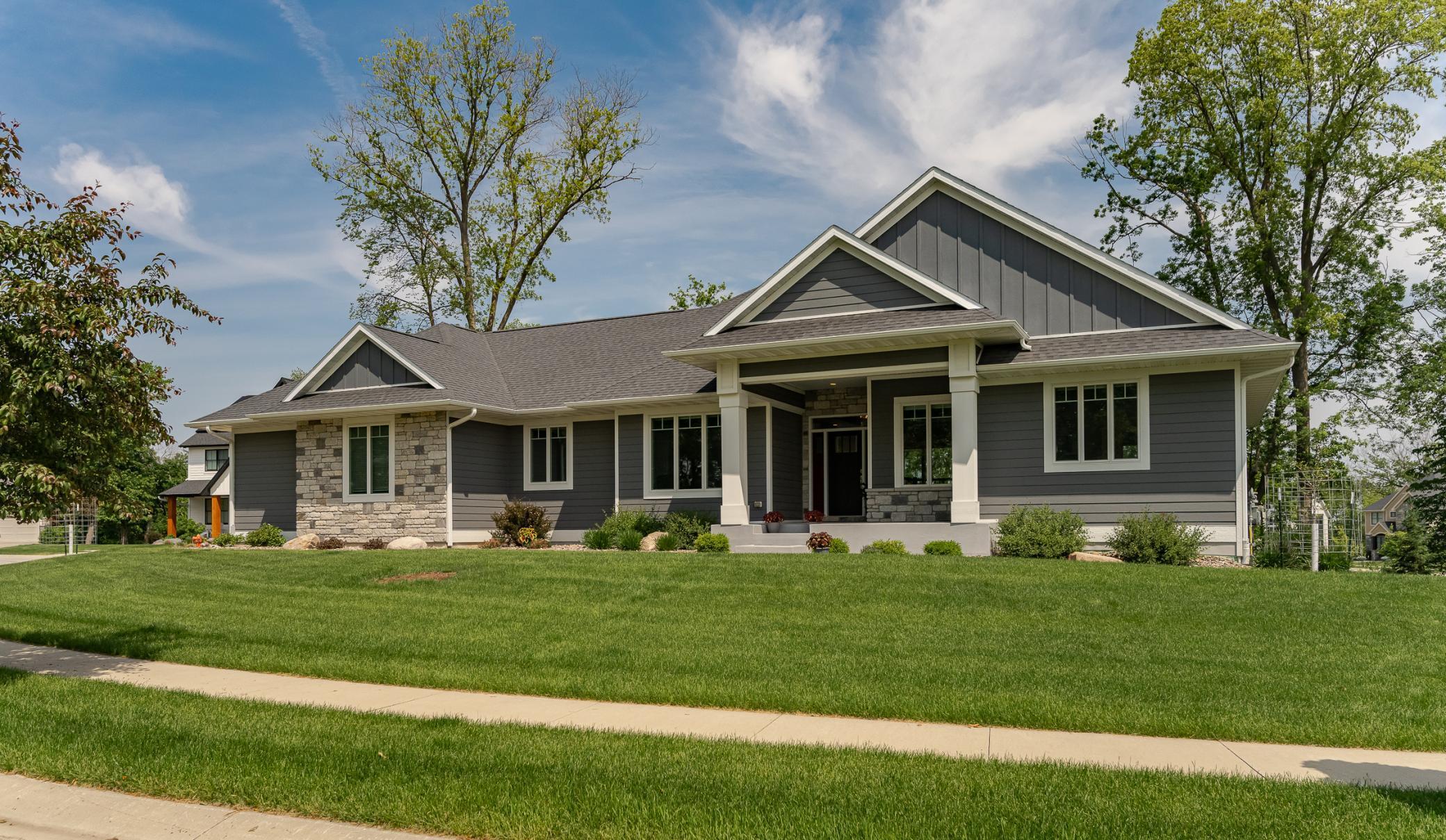 3039 Lady Slipper Lane SW