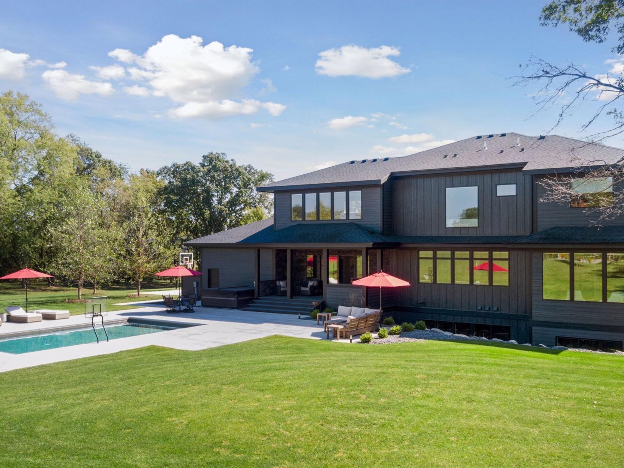 5255 Pagenhart Lane SW