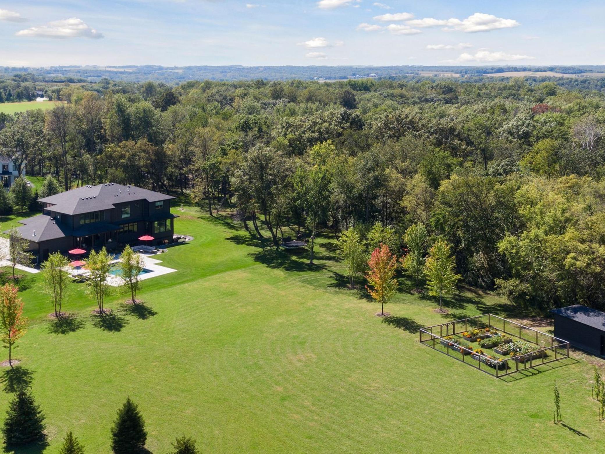 5255 Pagenhart Lane SW