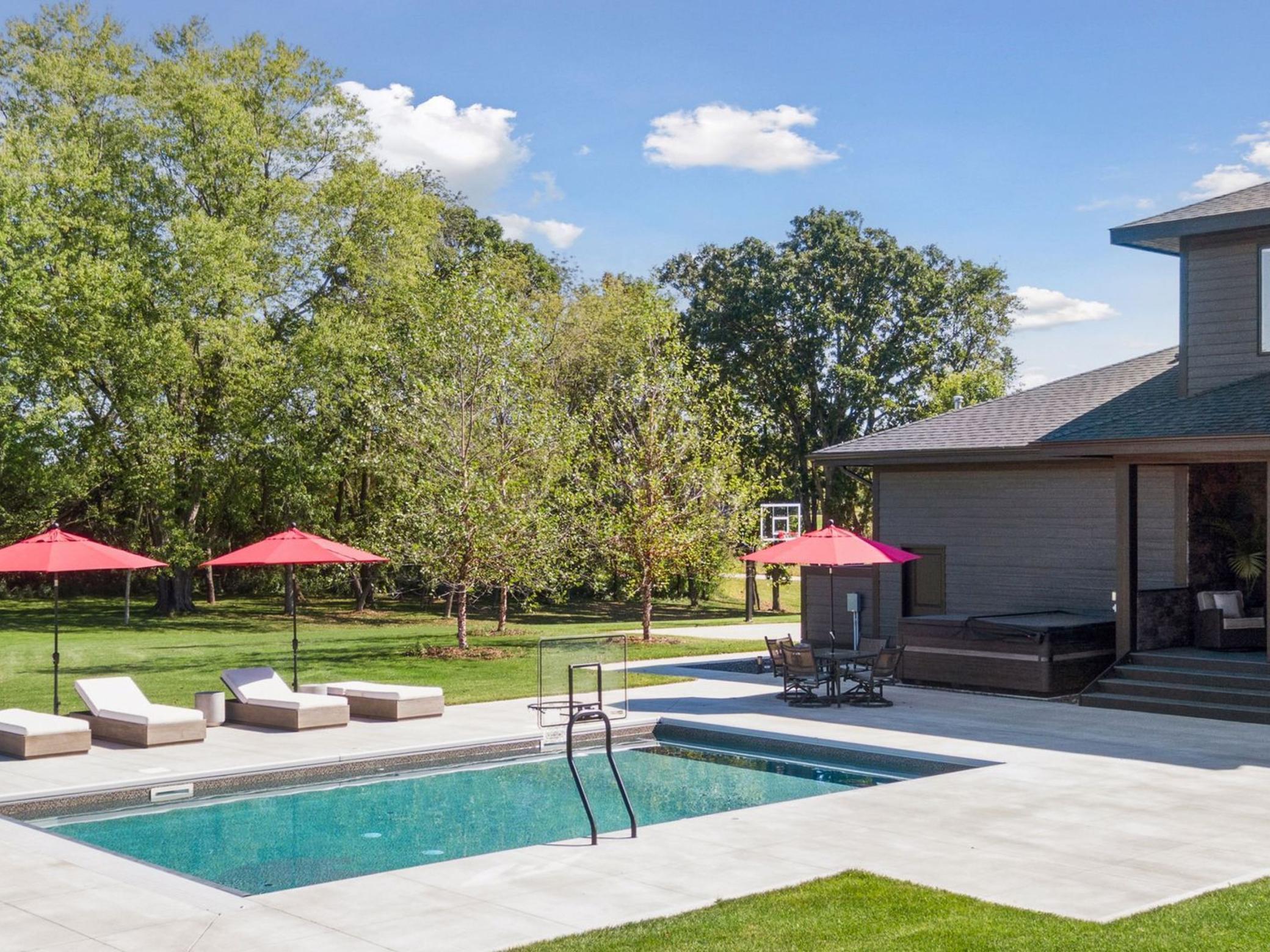 5255 Pagenhart Lane SW