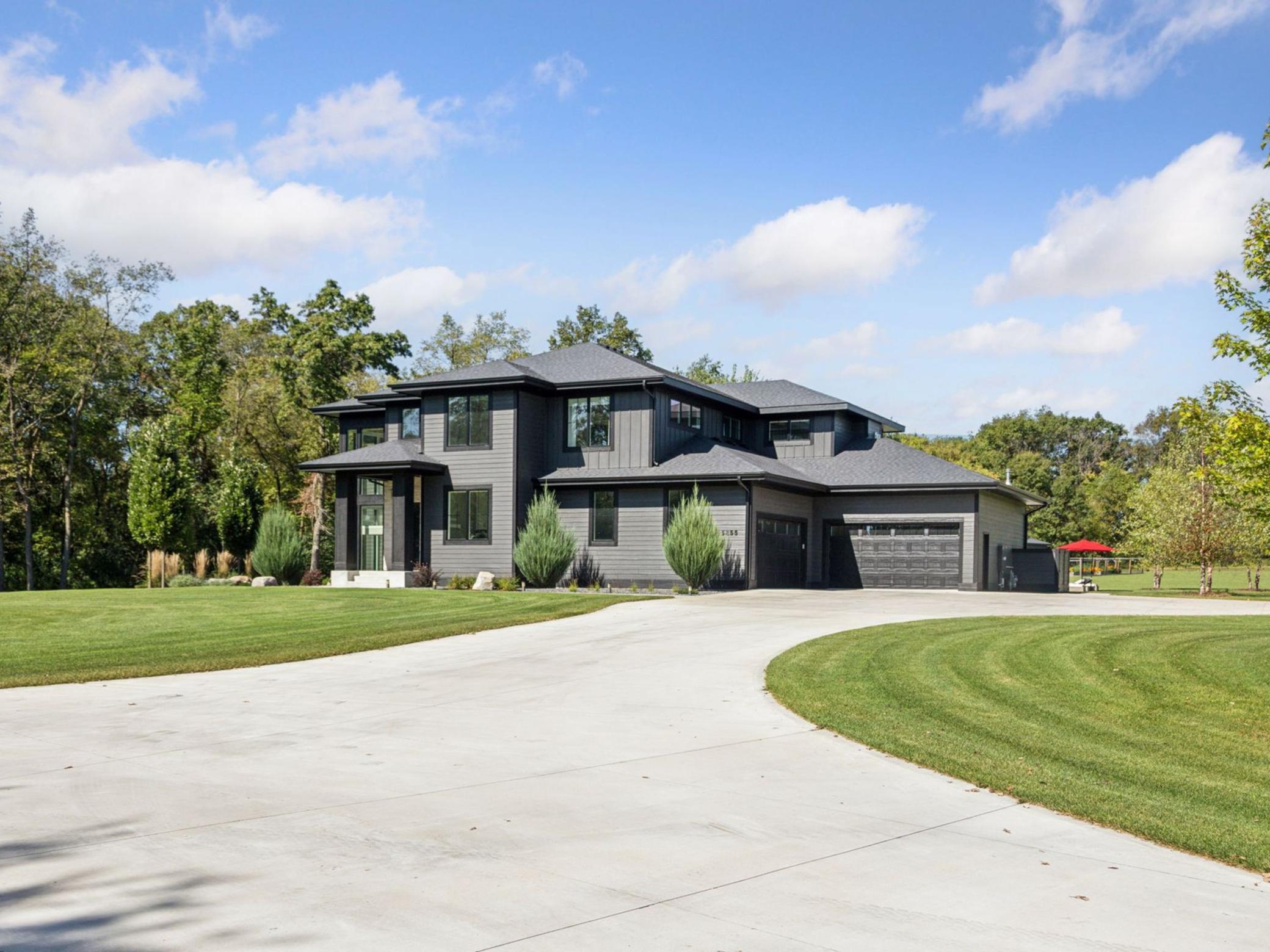 5255 Pagenhart Lane SW