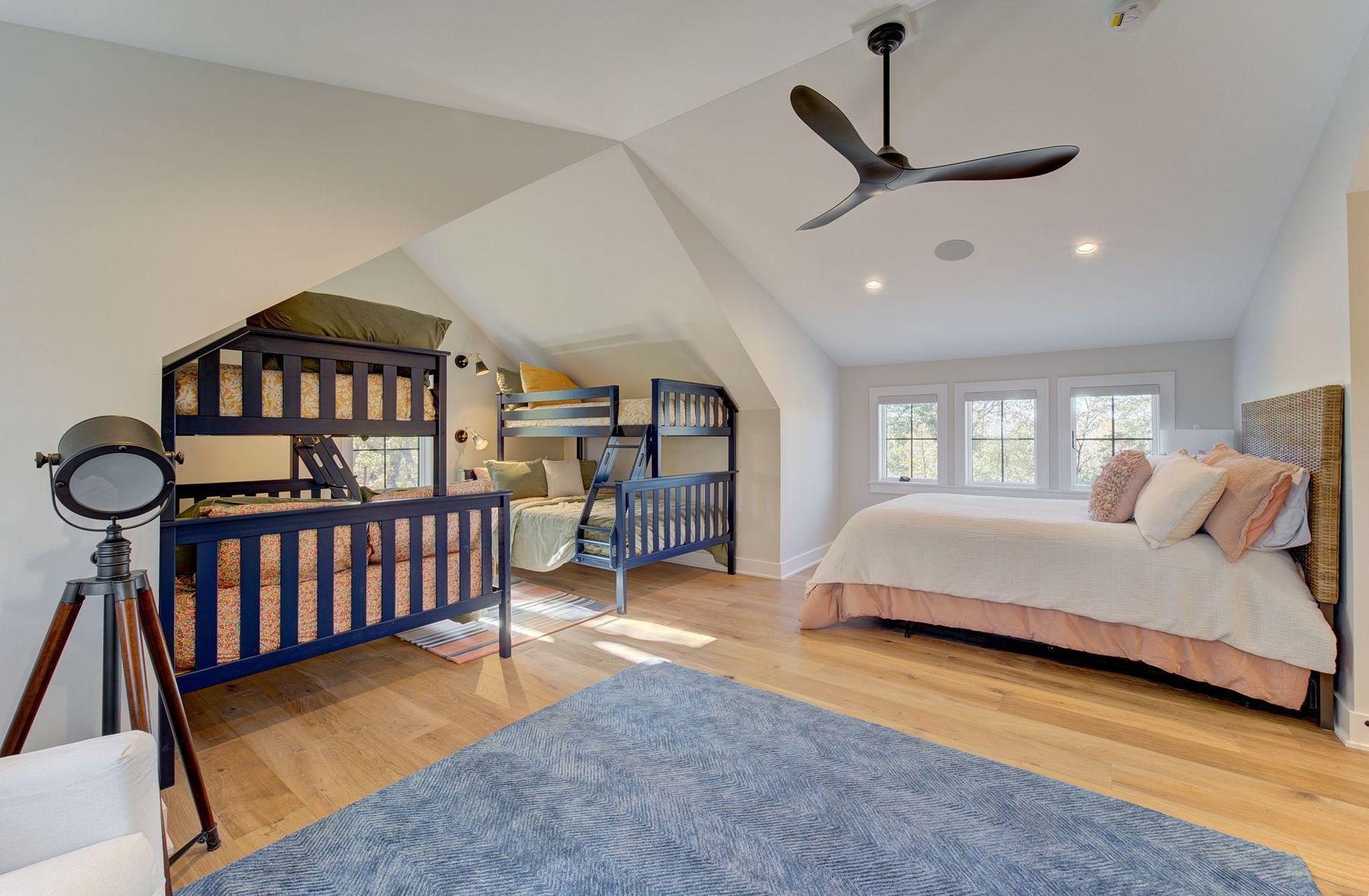 6620 Buckthorn Drive NW