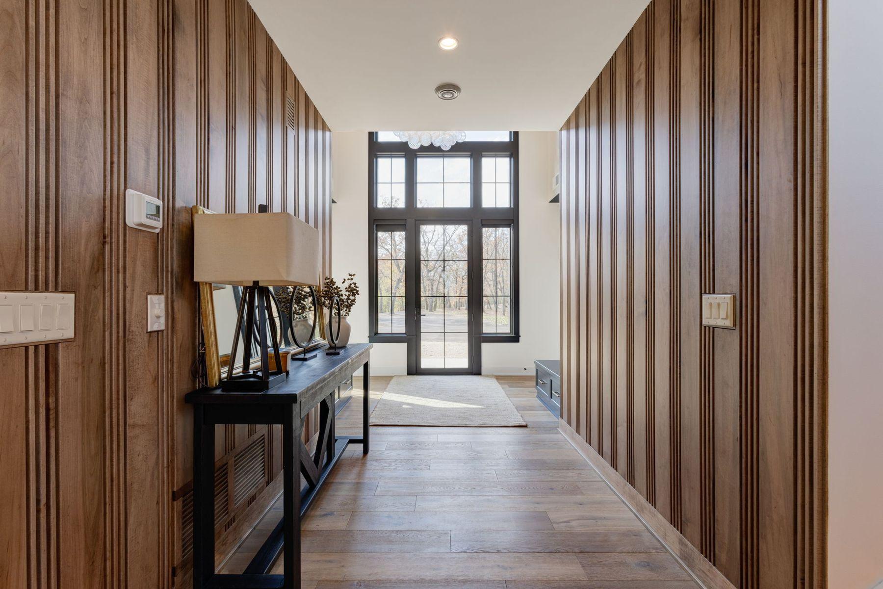 6620 Buckthorn Drive NW