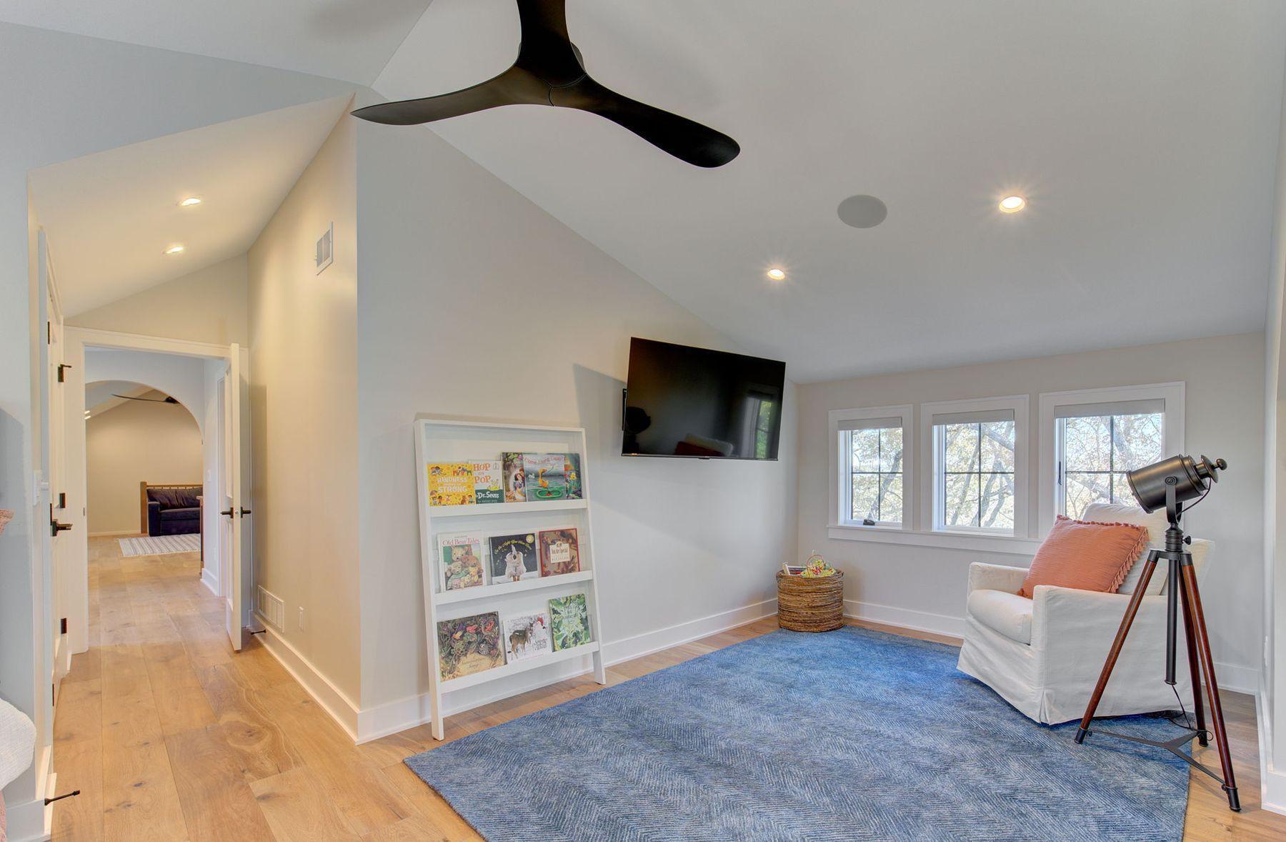 6620 Buckthorn Drive NW