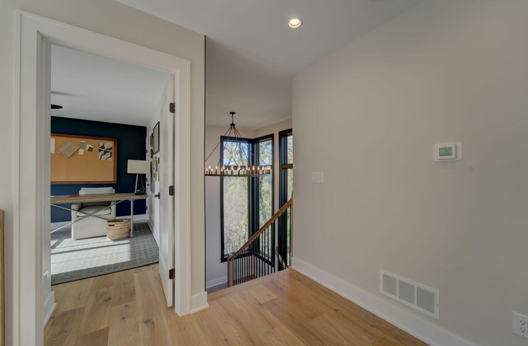 6620 Buckthorn Drive NW