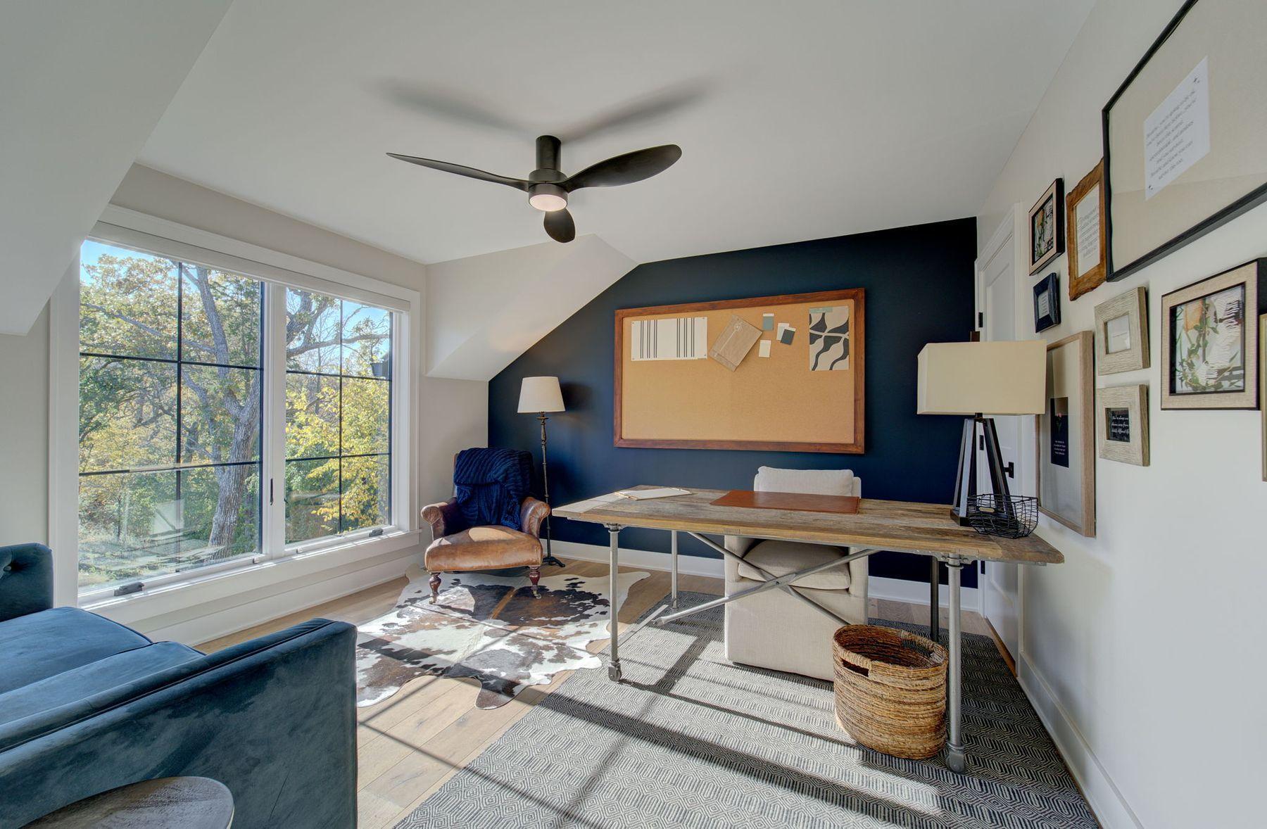 6620 Buckthorn Drive NW