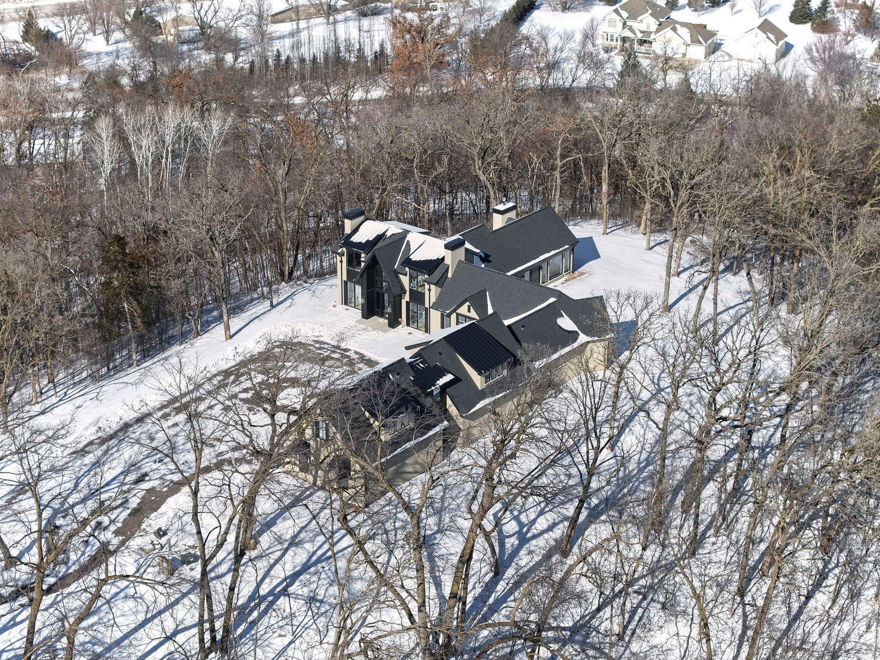 6620 Buckthorn Drive NW